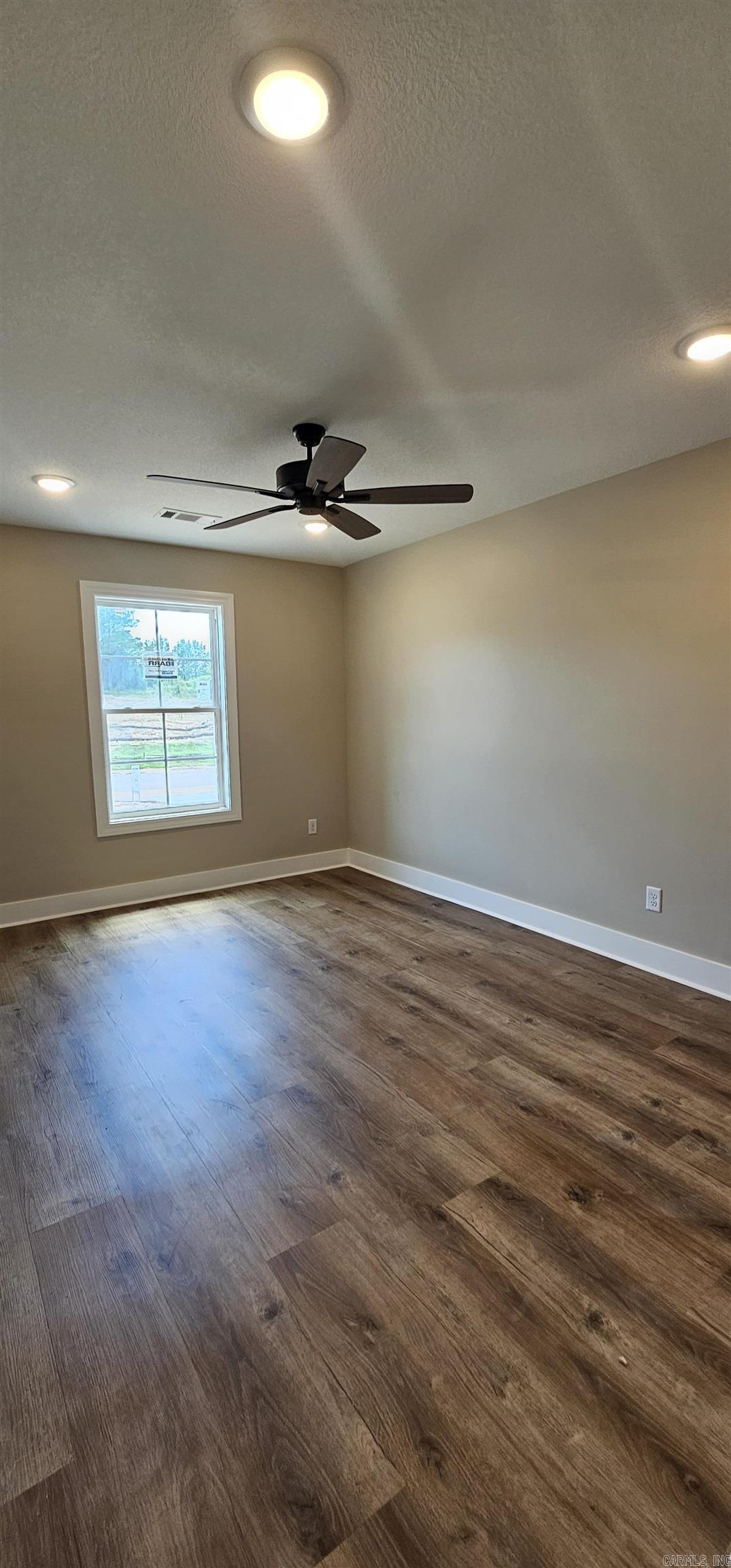 2212 S 19th  Paragould, AR
