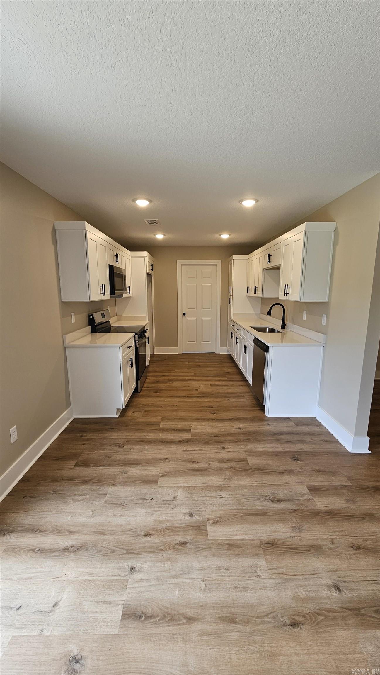 2212 S 19th  Paragould, AR