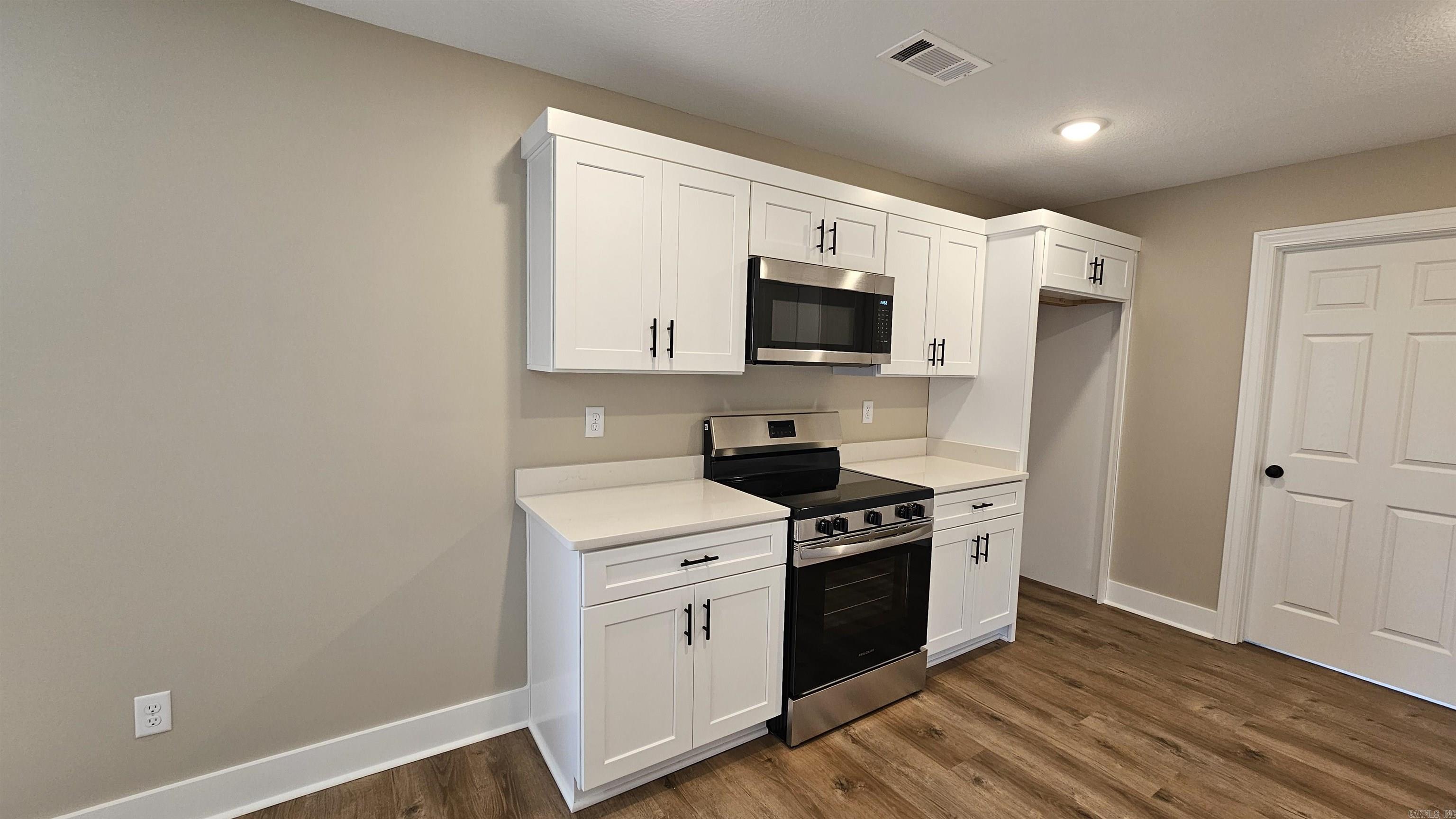 2212 S 19th  Paragould, AR