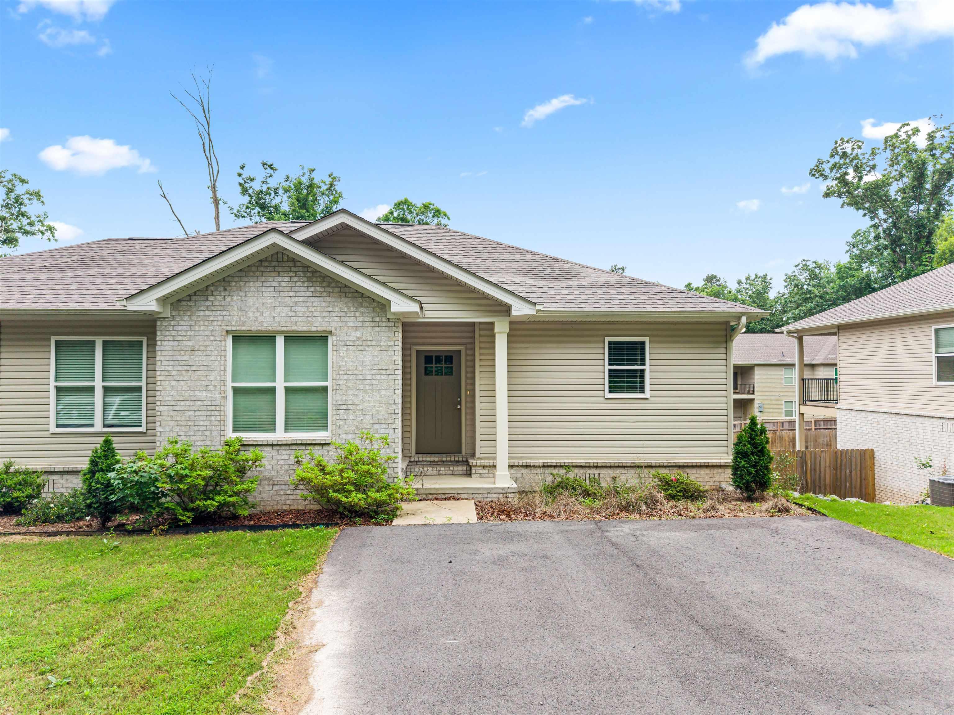 105 & 109 Pocola 102 & 106 Cheyenne Hot Springs, AR
