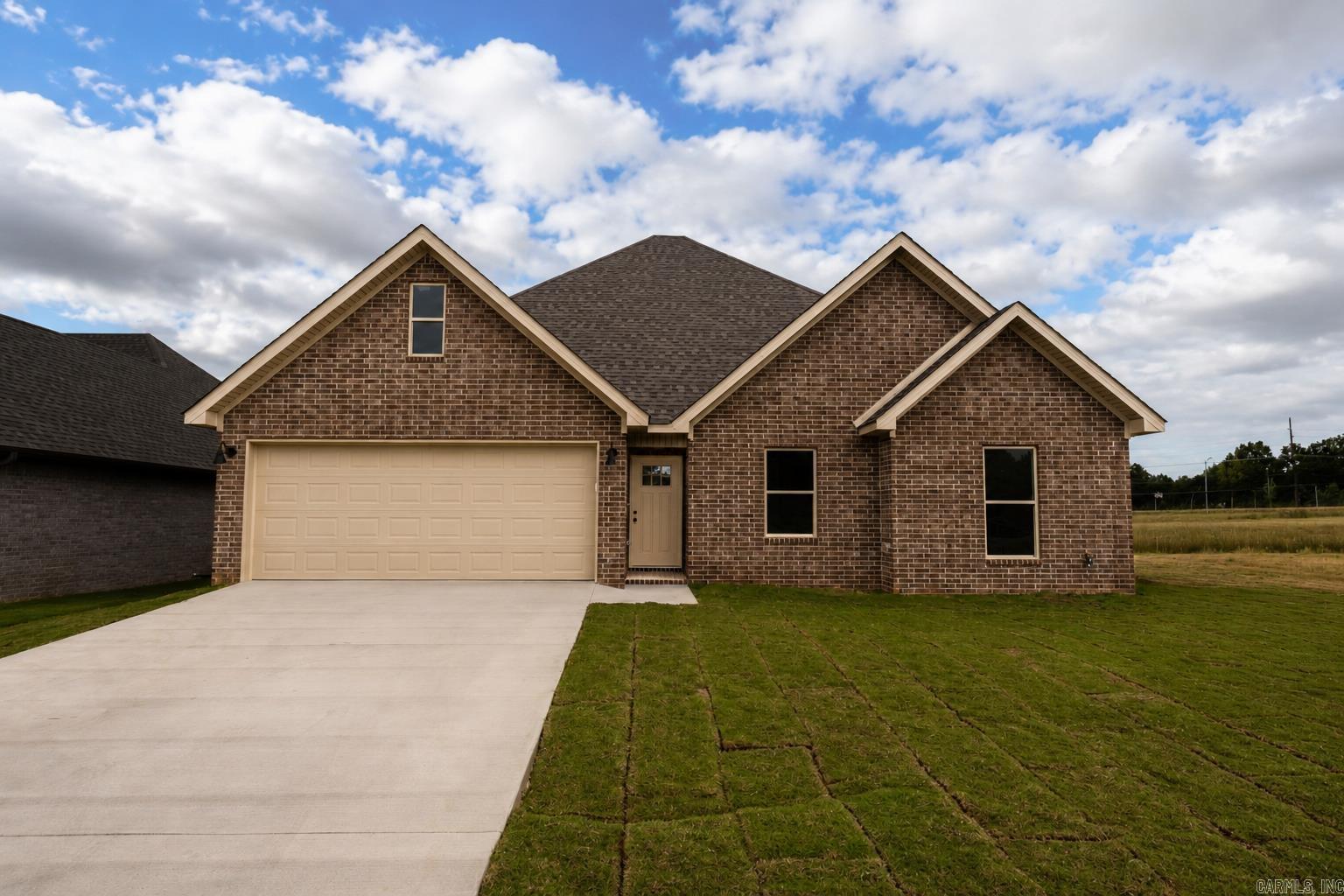 2304 S 19th  Paragould, AR
