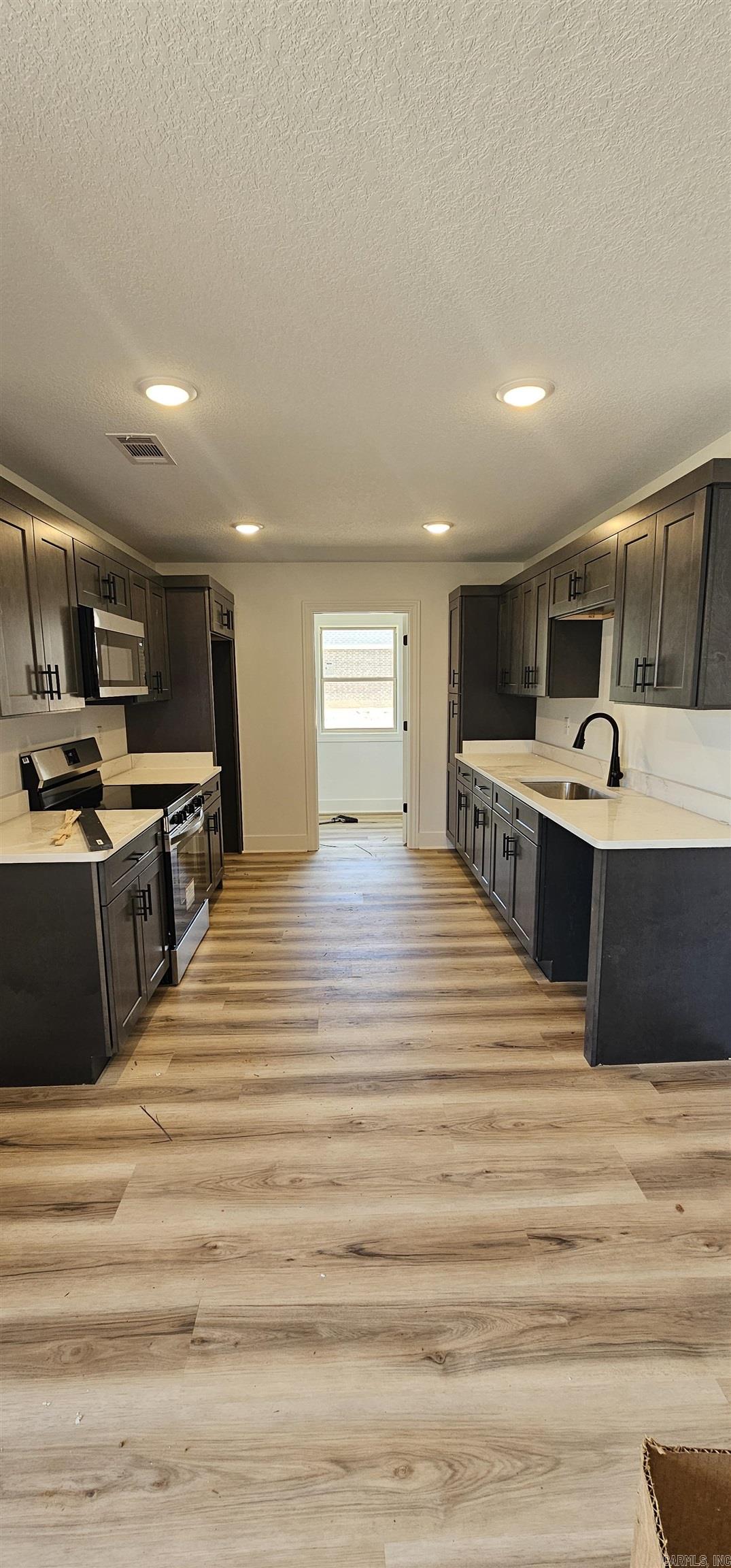 2304 S 19th  Paragould, AR