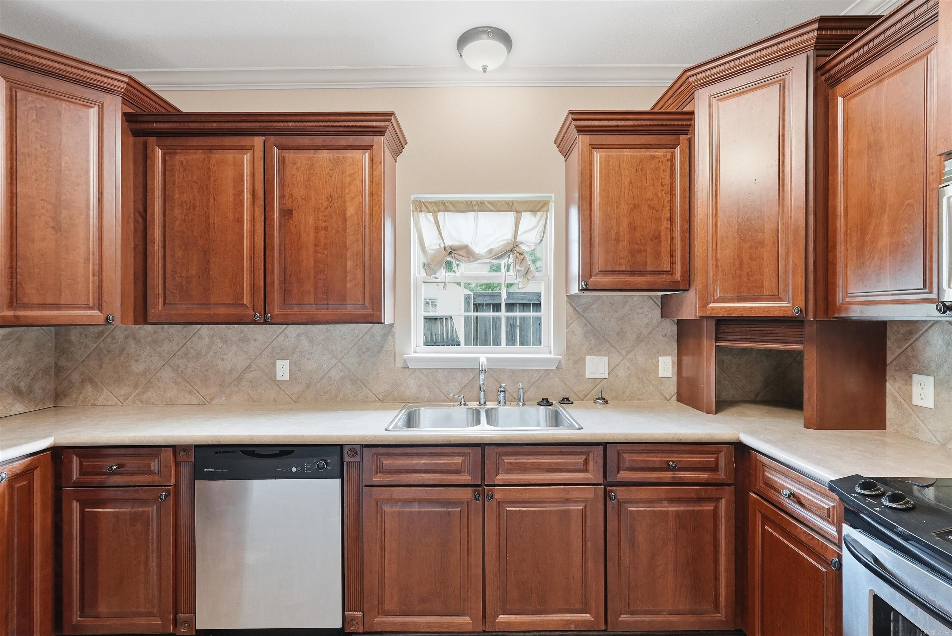 113 Valderrama  Haskell, AR