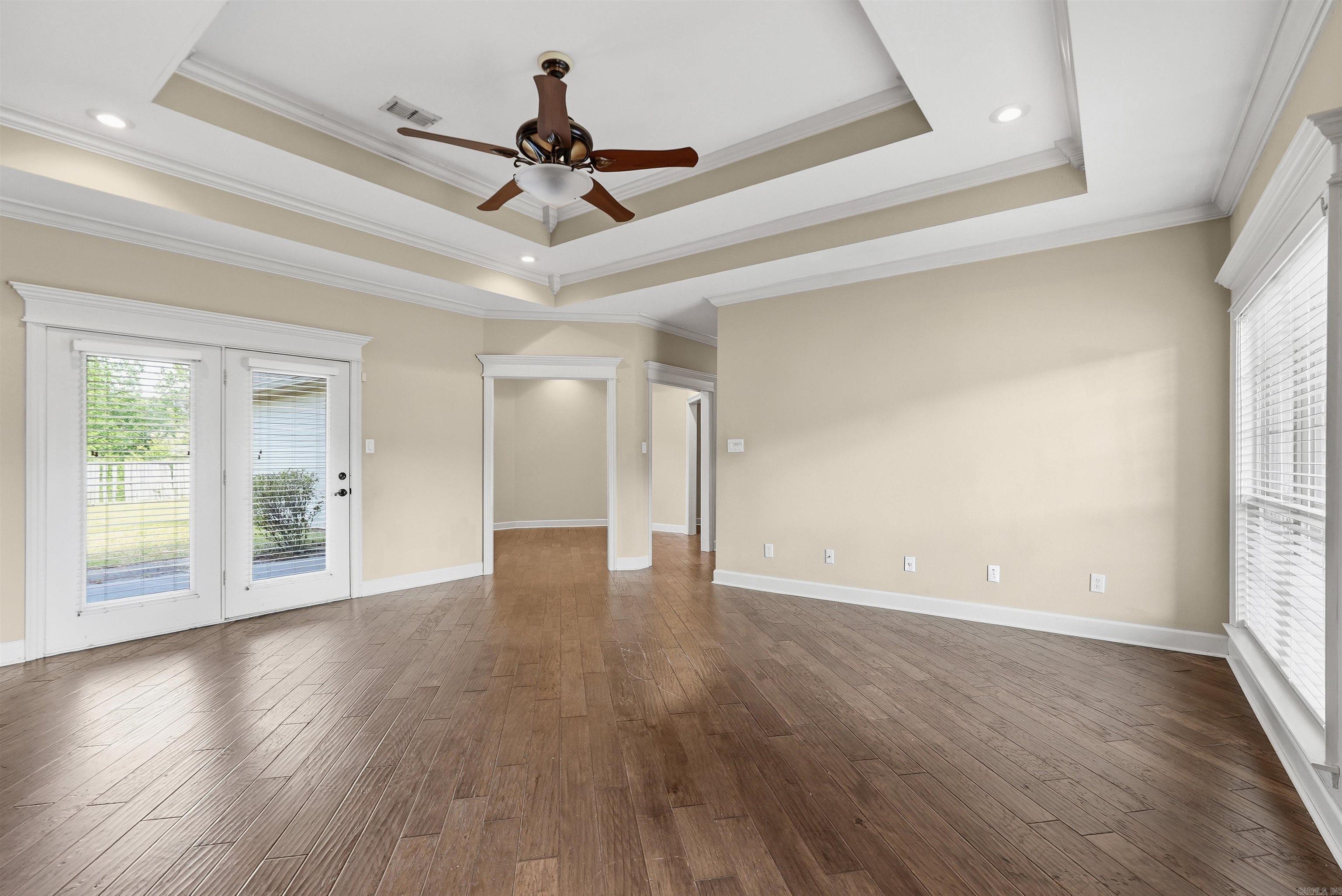 113 Valderrama  Haskell, AR
