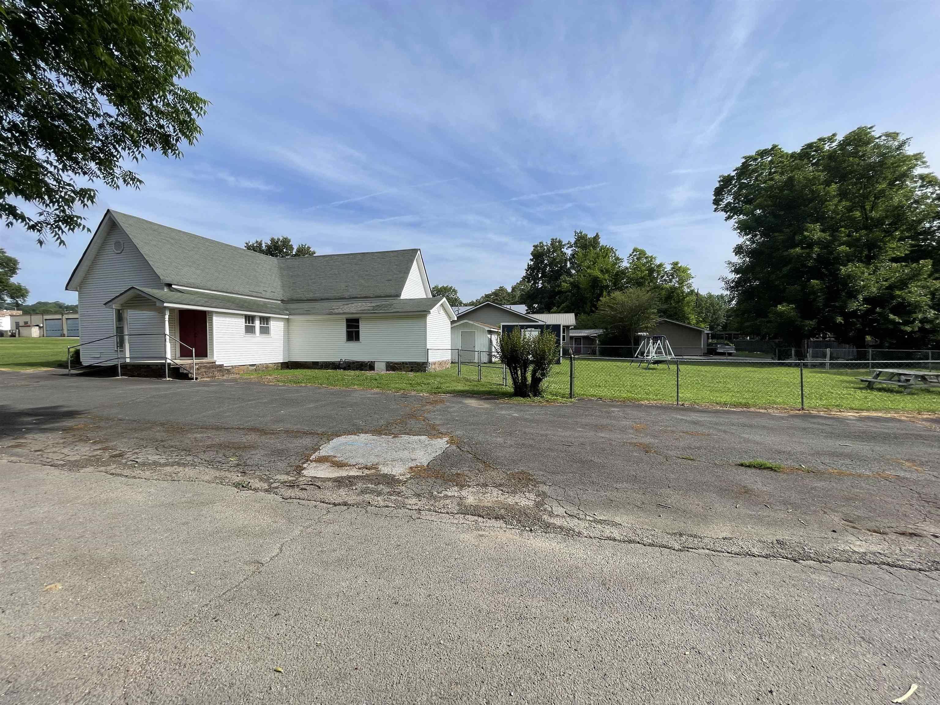 111 S Broadway  Heber Springs, AR