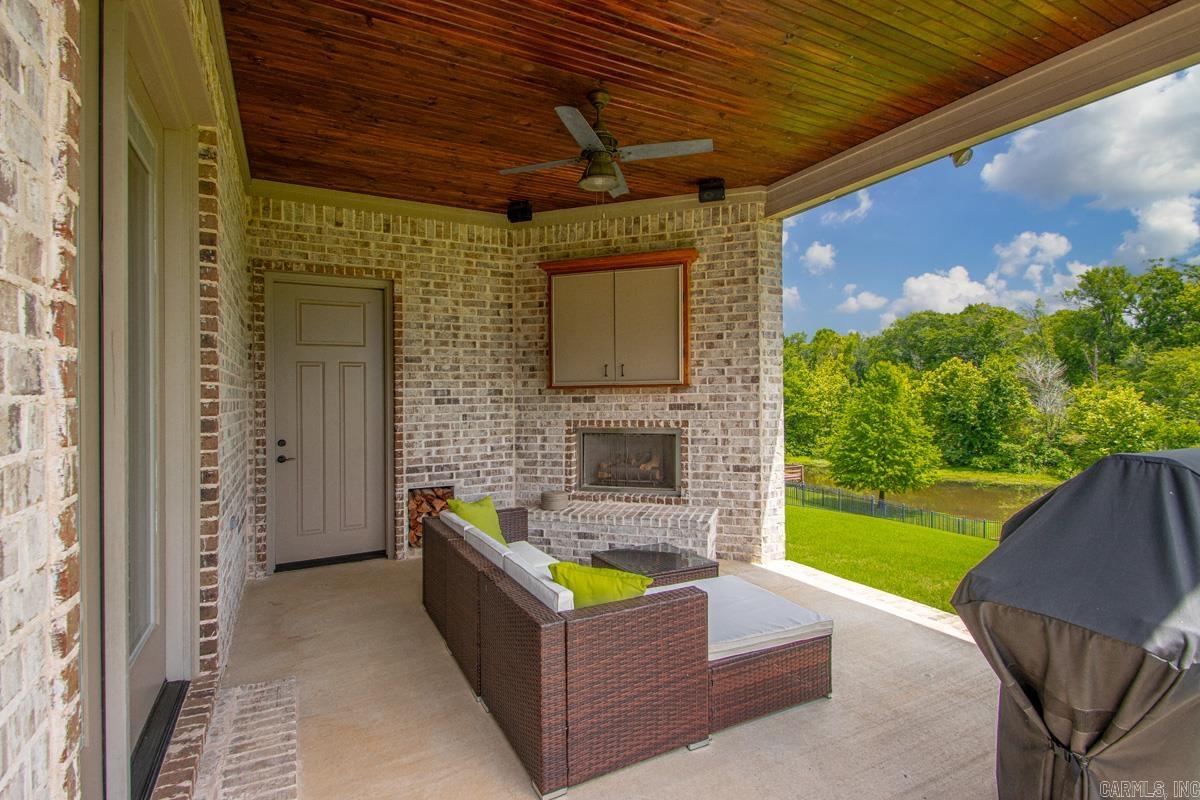 7034 Westshore  Benton, AR