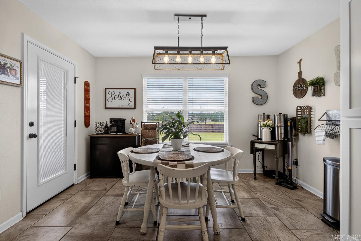 27934 S Sardis  Bauxite, AR