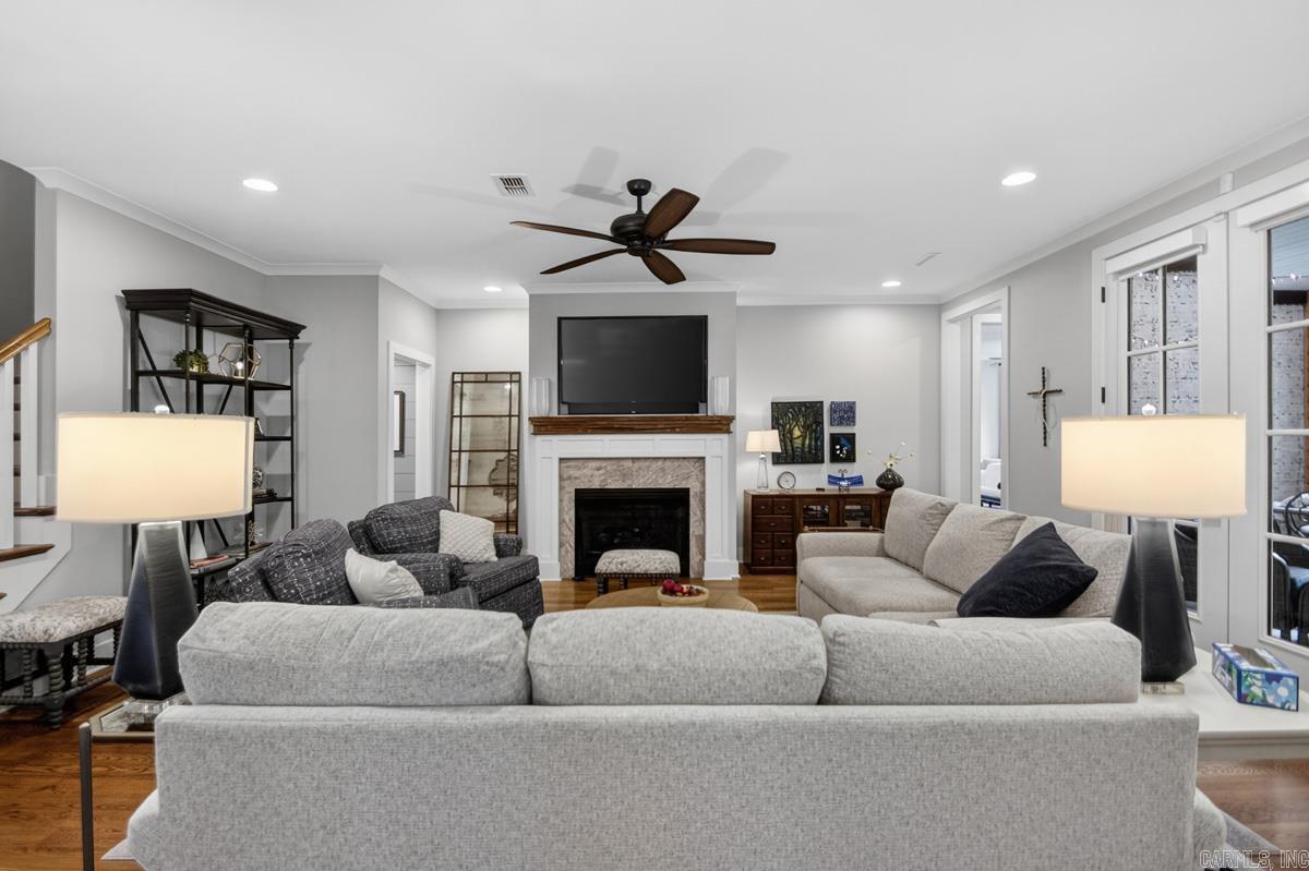 17 Tupelo  Little Rock, AR
