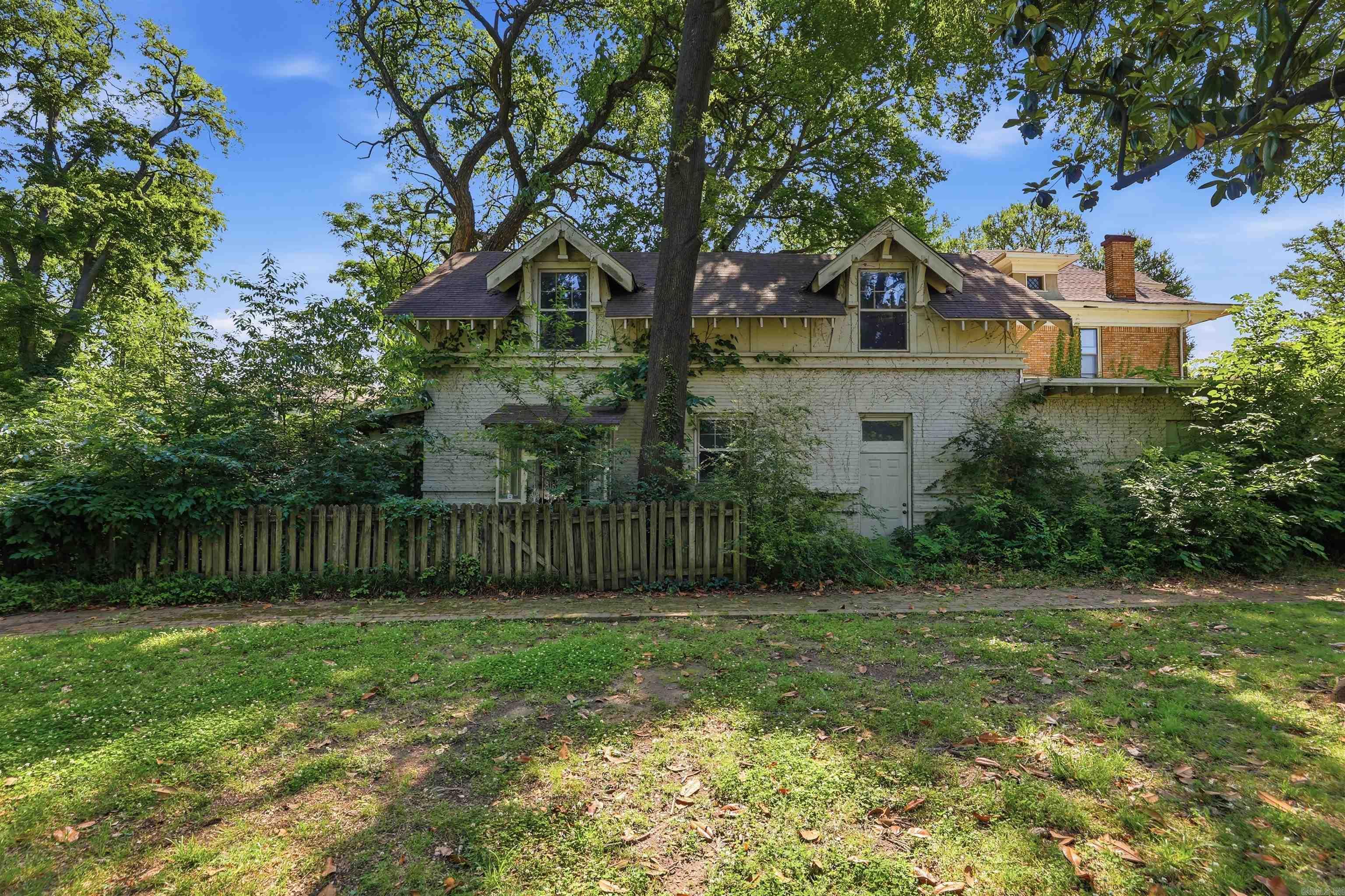 411 E 7th  Little Rock, AR