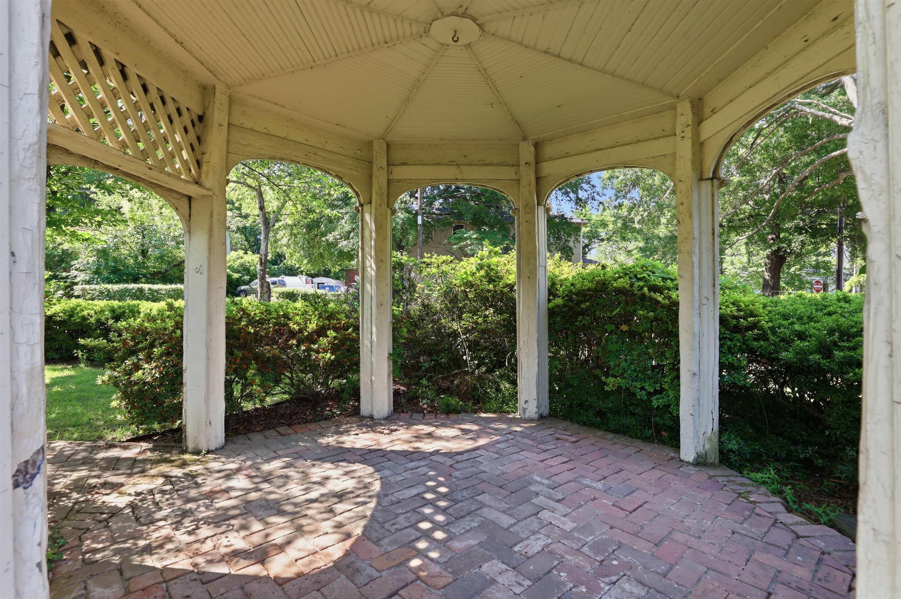 411 E 7th  Little Rock, AR