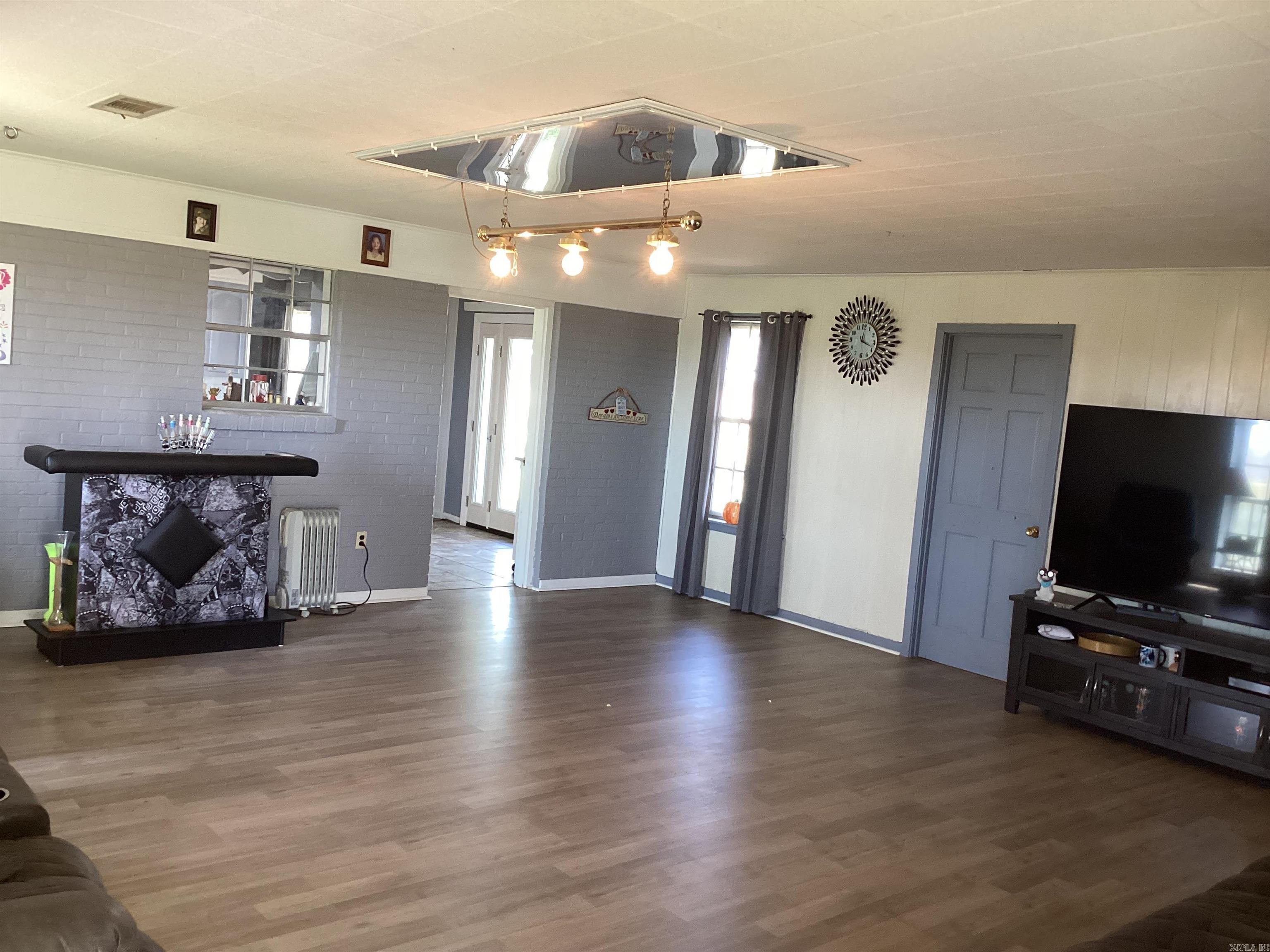 409 Grand Lake Loop  Eudora, AR