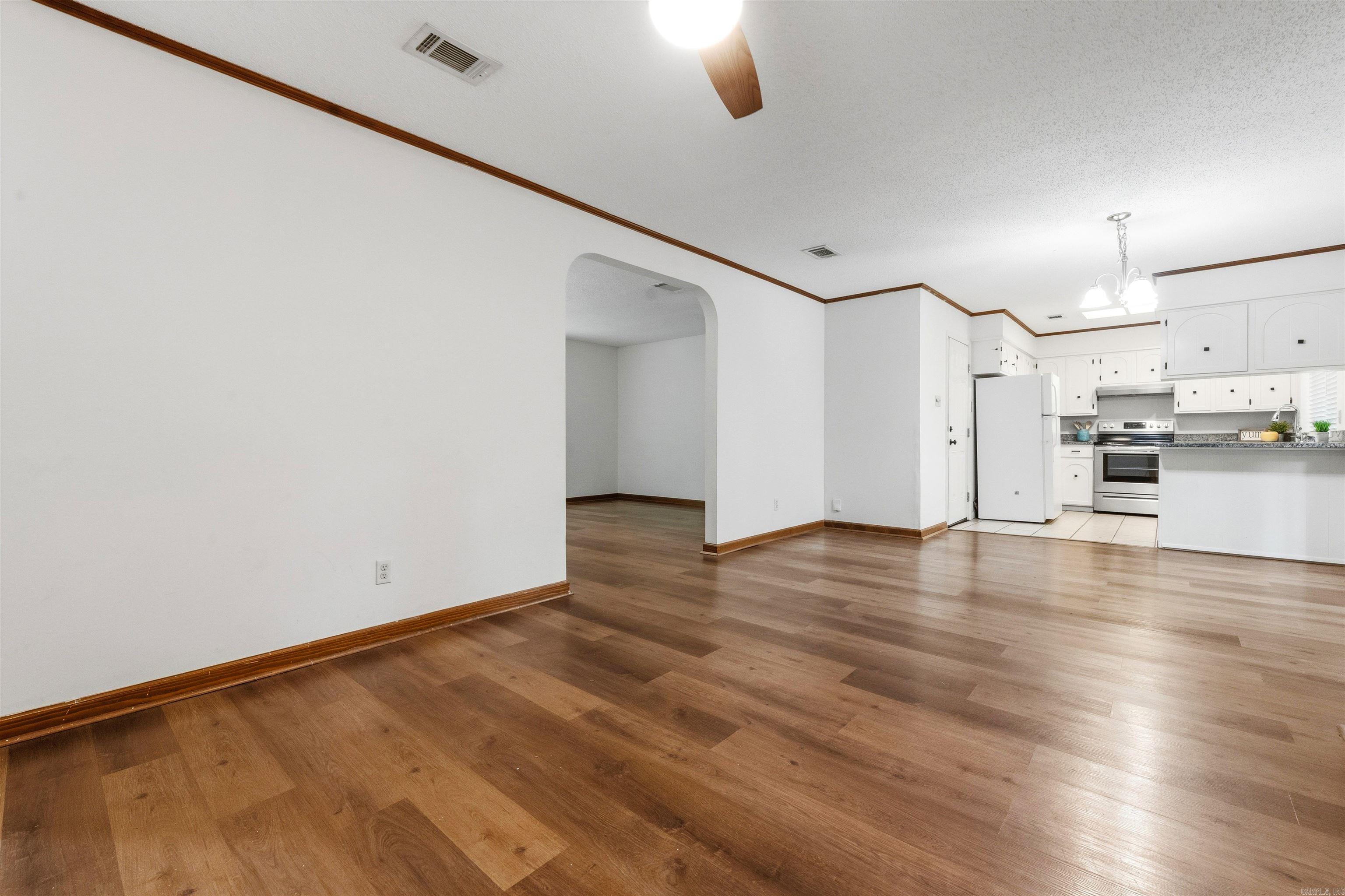 8628 Woodridge  Sherwood, AR