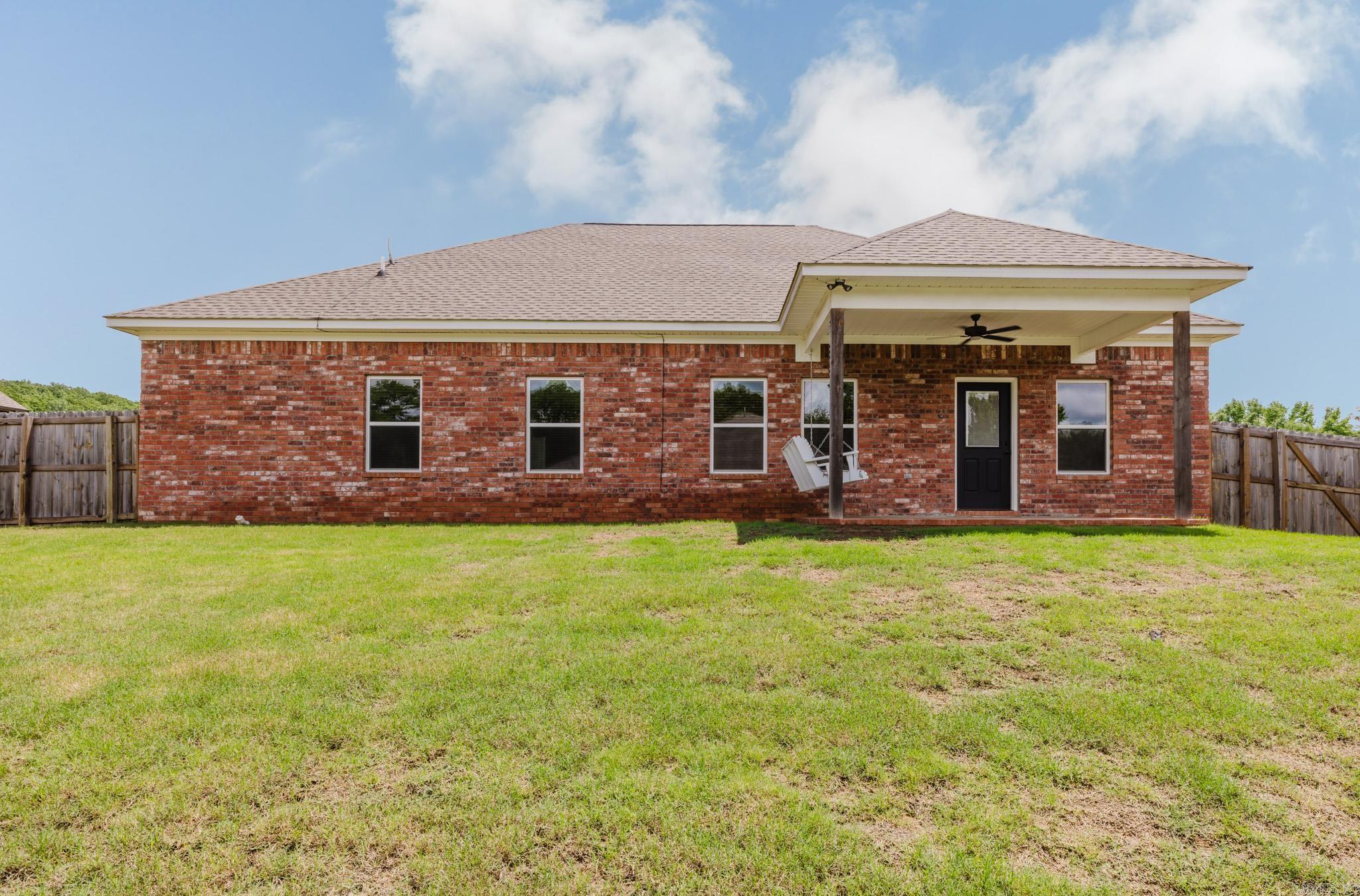 1 Oaks  Greenbrier, AR