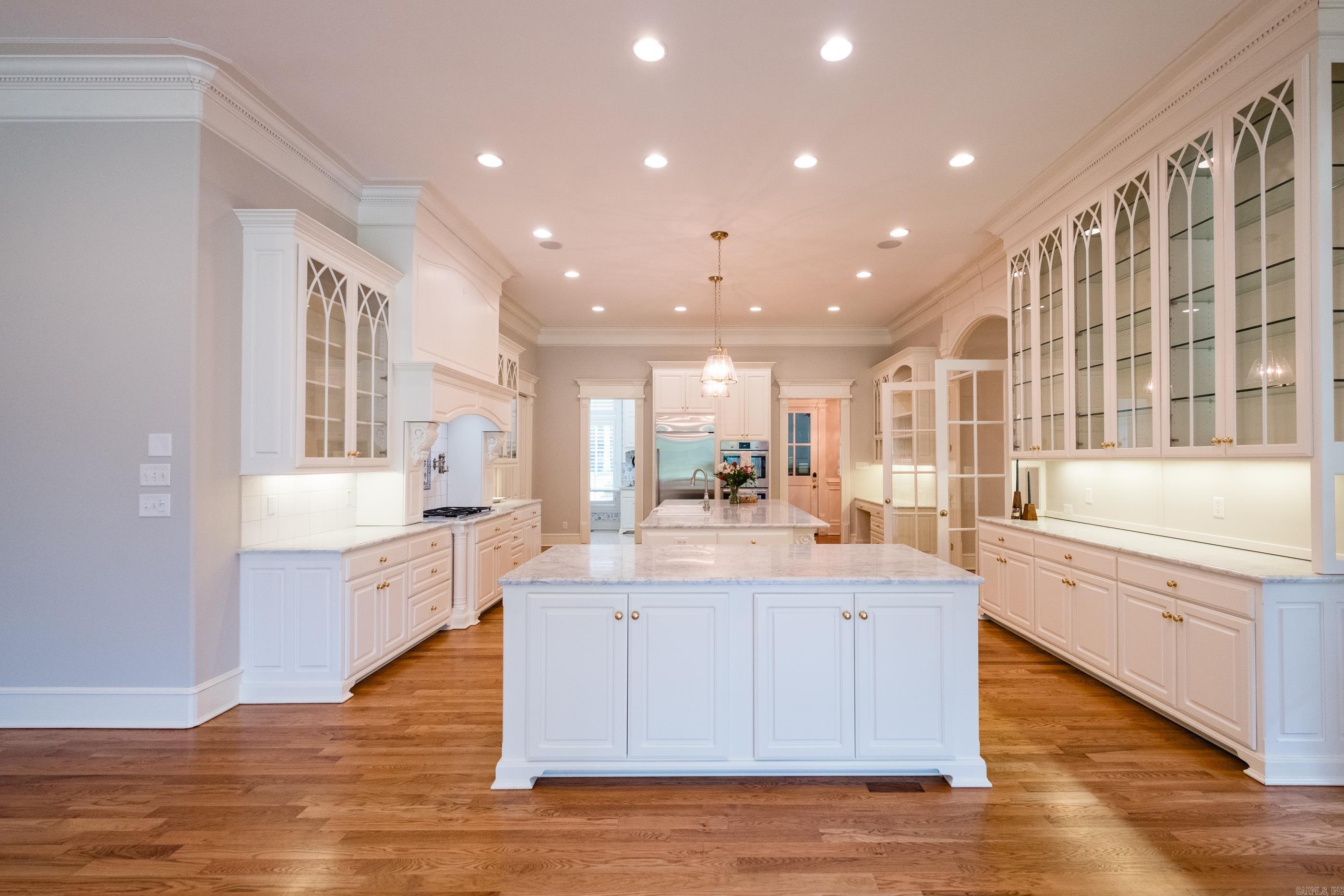48 Chenal Circle  Little Rock, AR