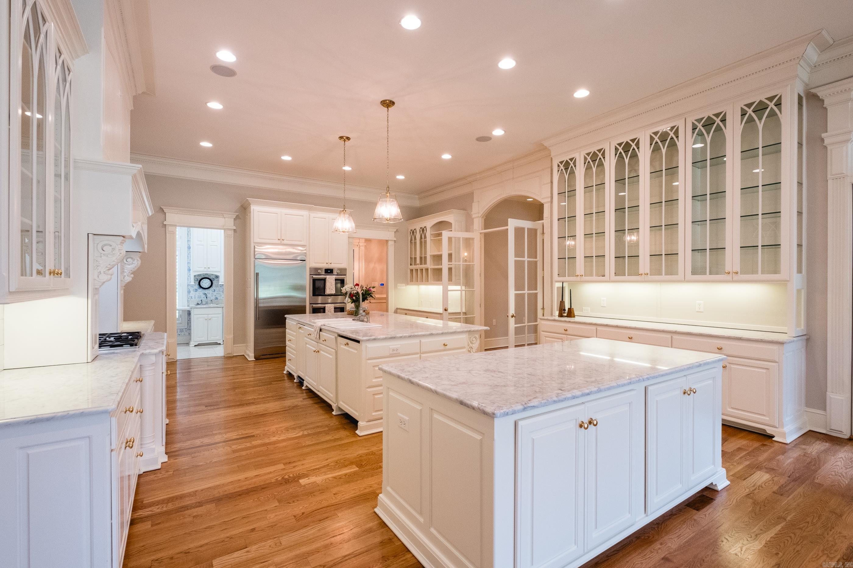 48 Chenal Circle  Little Rock, AR