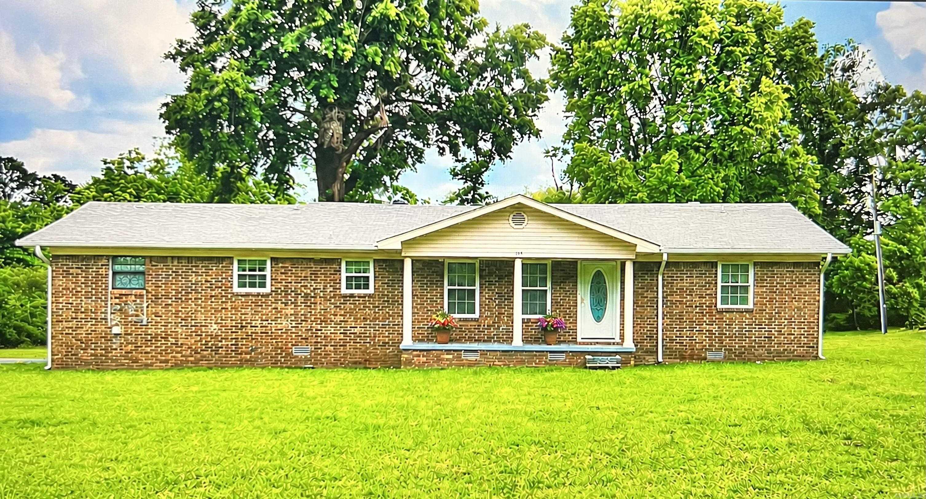 105 campbell  Ward, AR