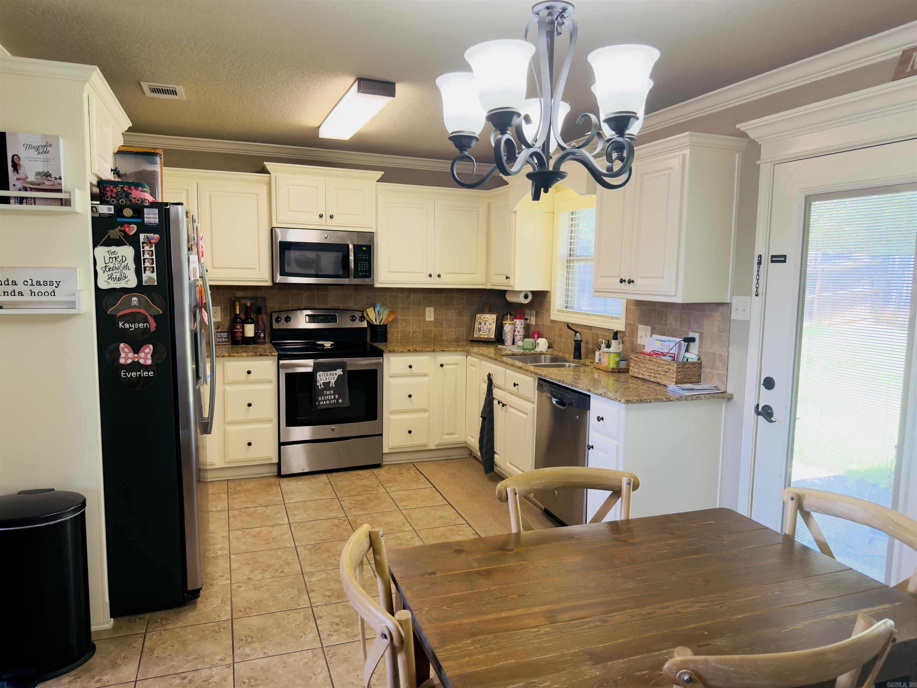330 Austin Creek Dr  Austin, AR