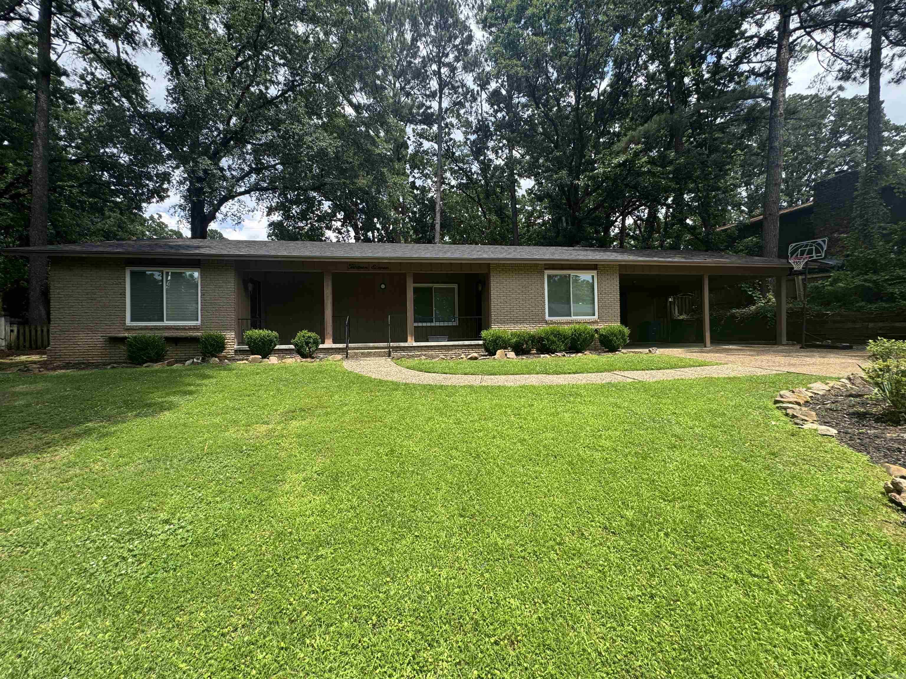 1311 Starfield Road North Little Rock, AR 72116