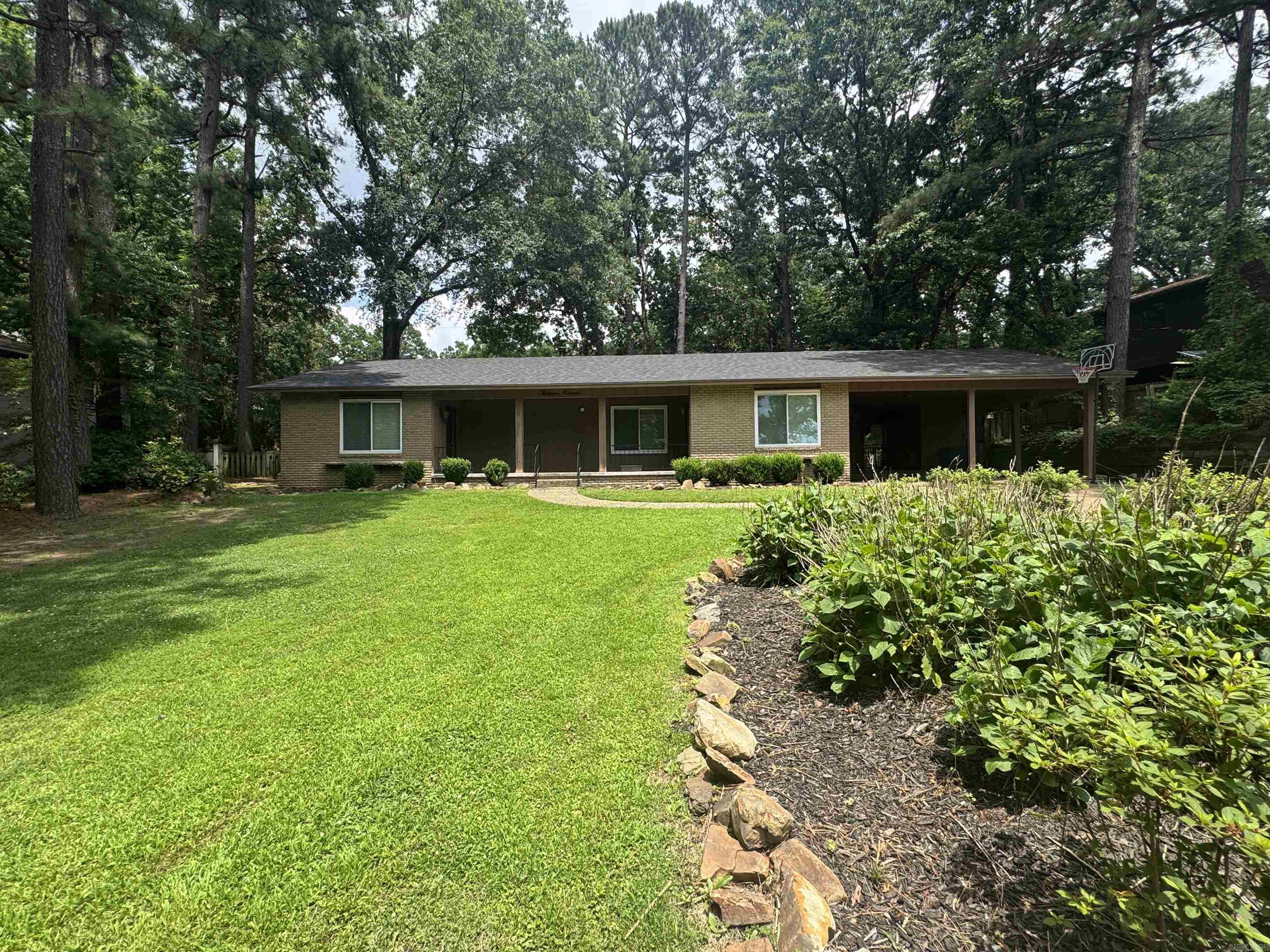 1311 Starfield Road North Little Rock, AR 72116