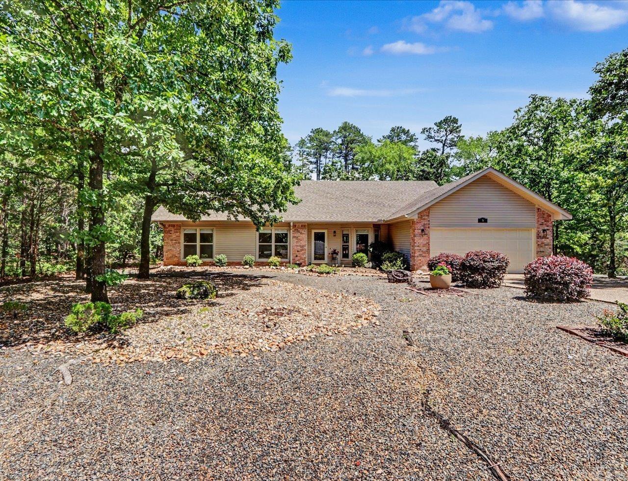 6 Galeon  Hot Springs Village, AR
