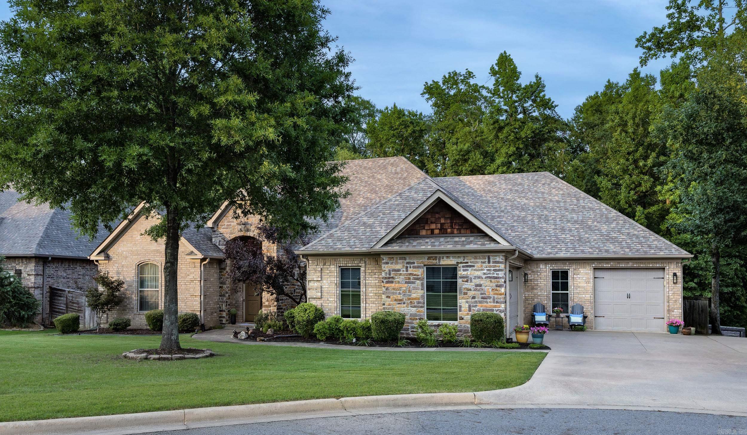 253 Lake Valley Drive  Maumelle, AR