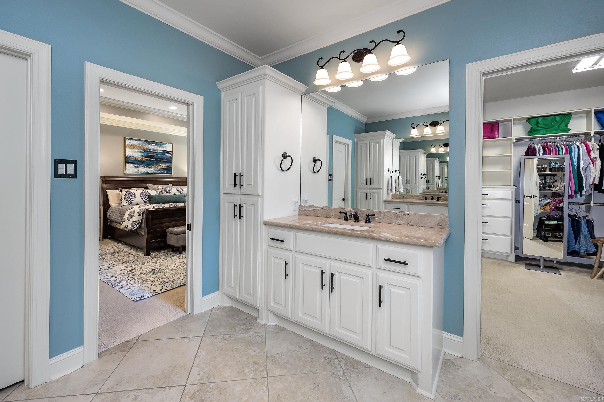 253 Lake Valley Drive  Maumelle, AR
