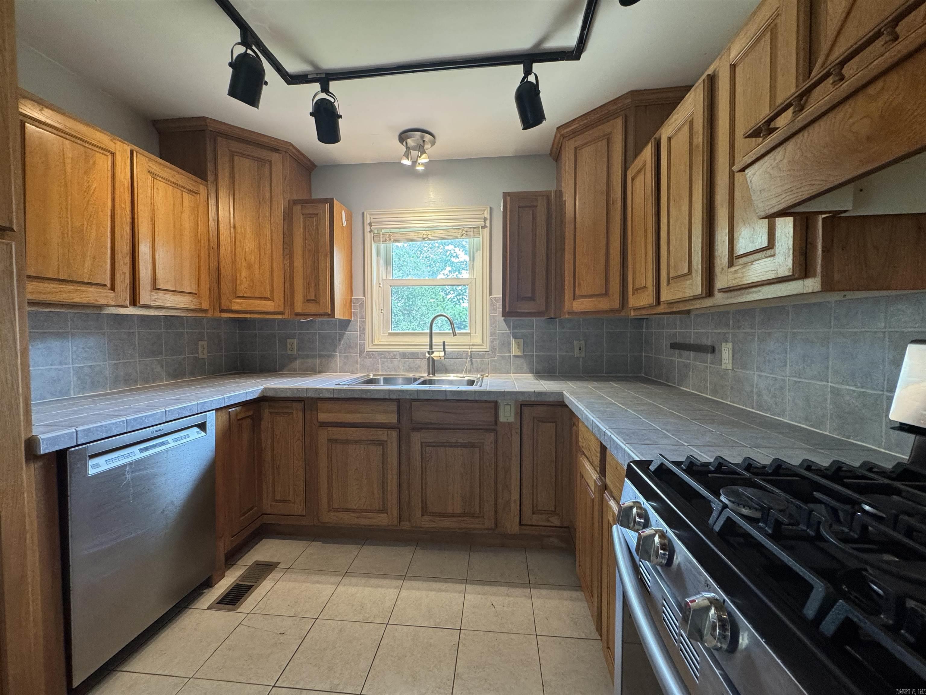 107 Dexter  North Little Rock, AR