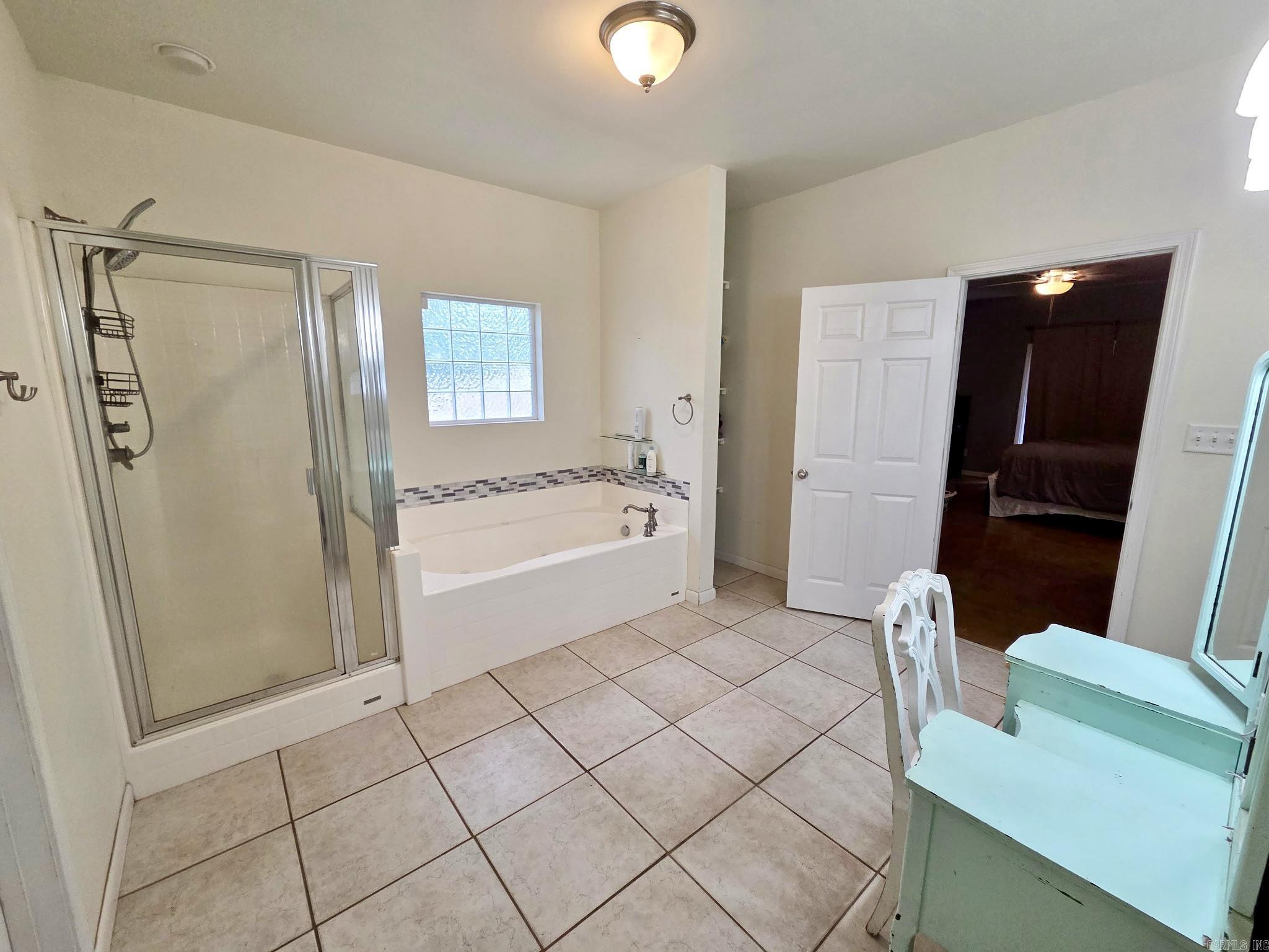 519 S Market St  Benton, AR