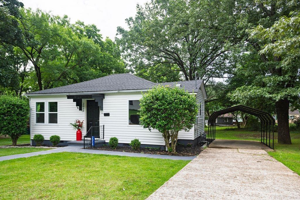 2058 Maple  Batesville, AR