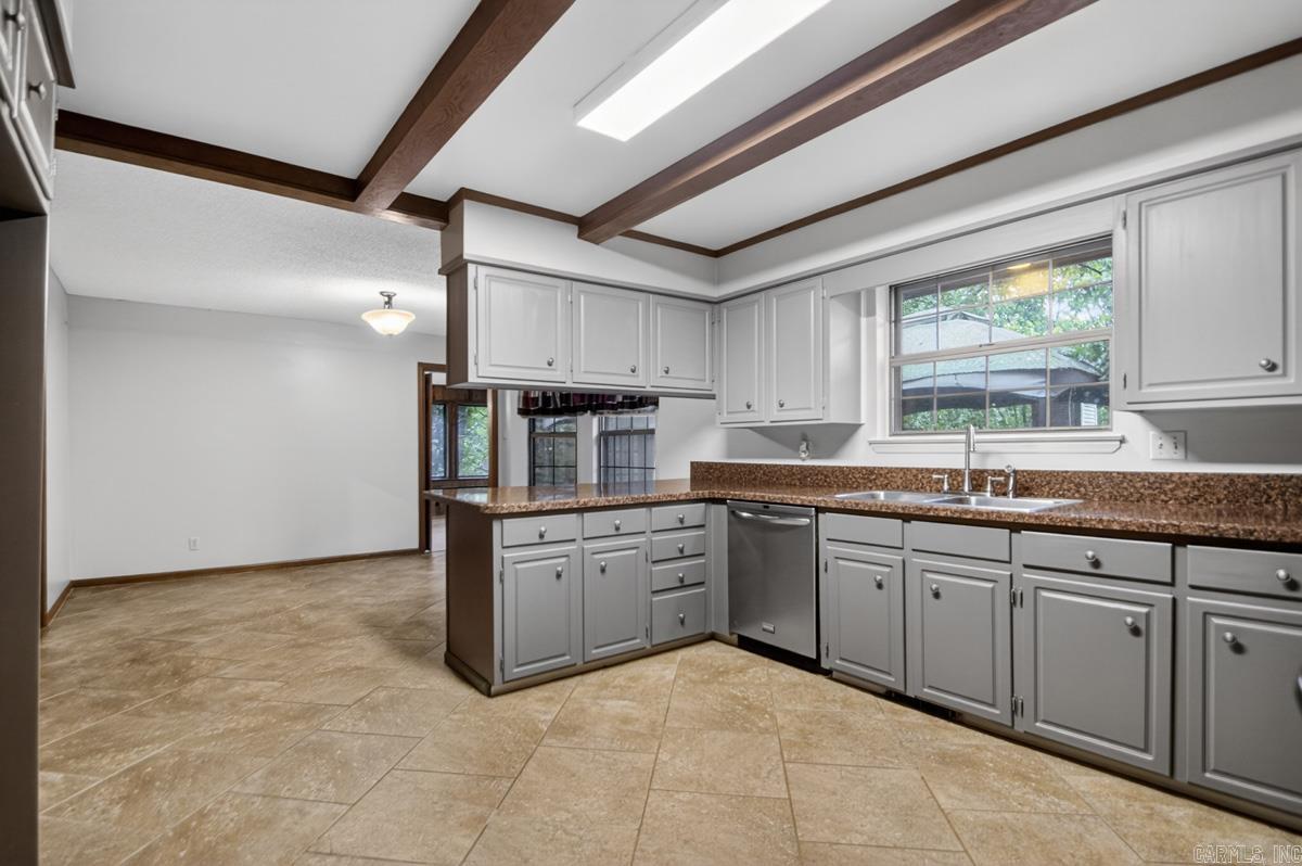 1 Cedar Creek  North Little Rock, AR