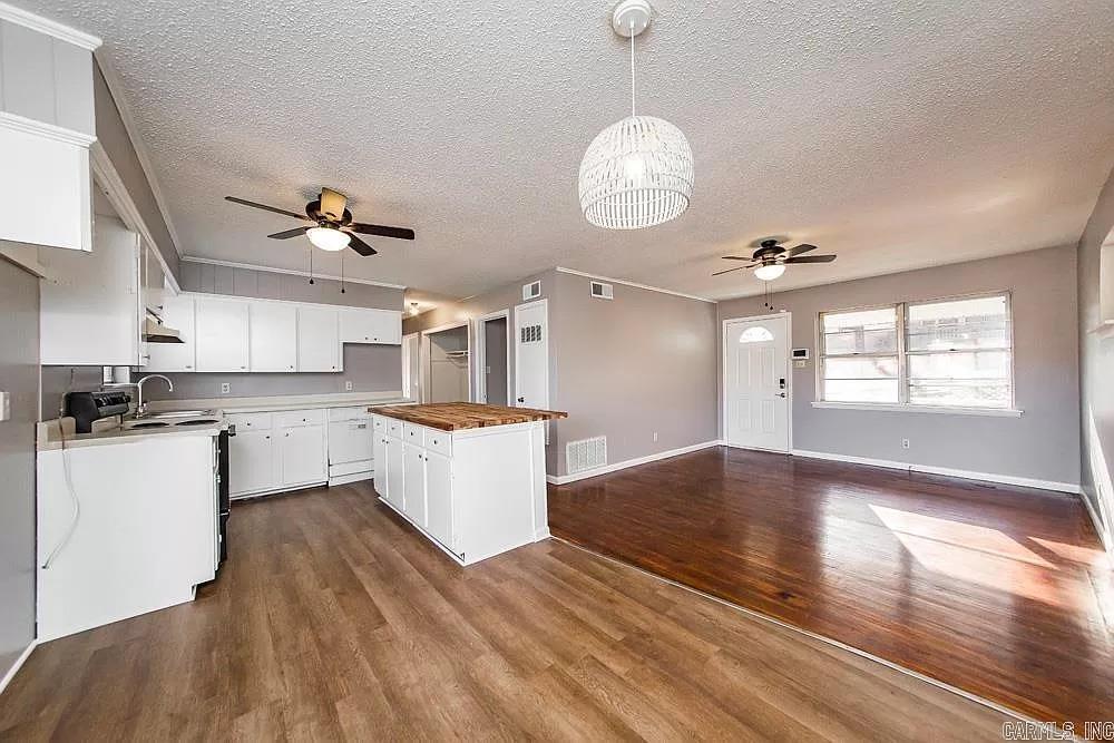 35 Oakview Dr  North Little Rock, AR
