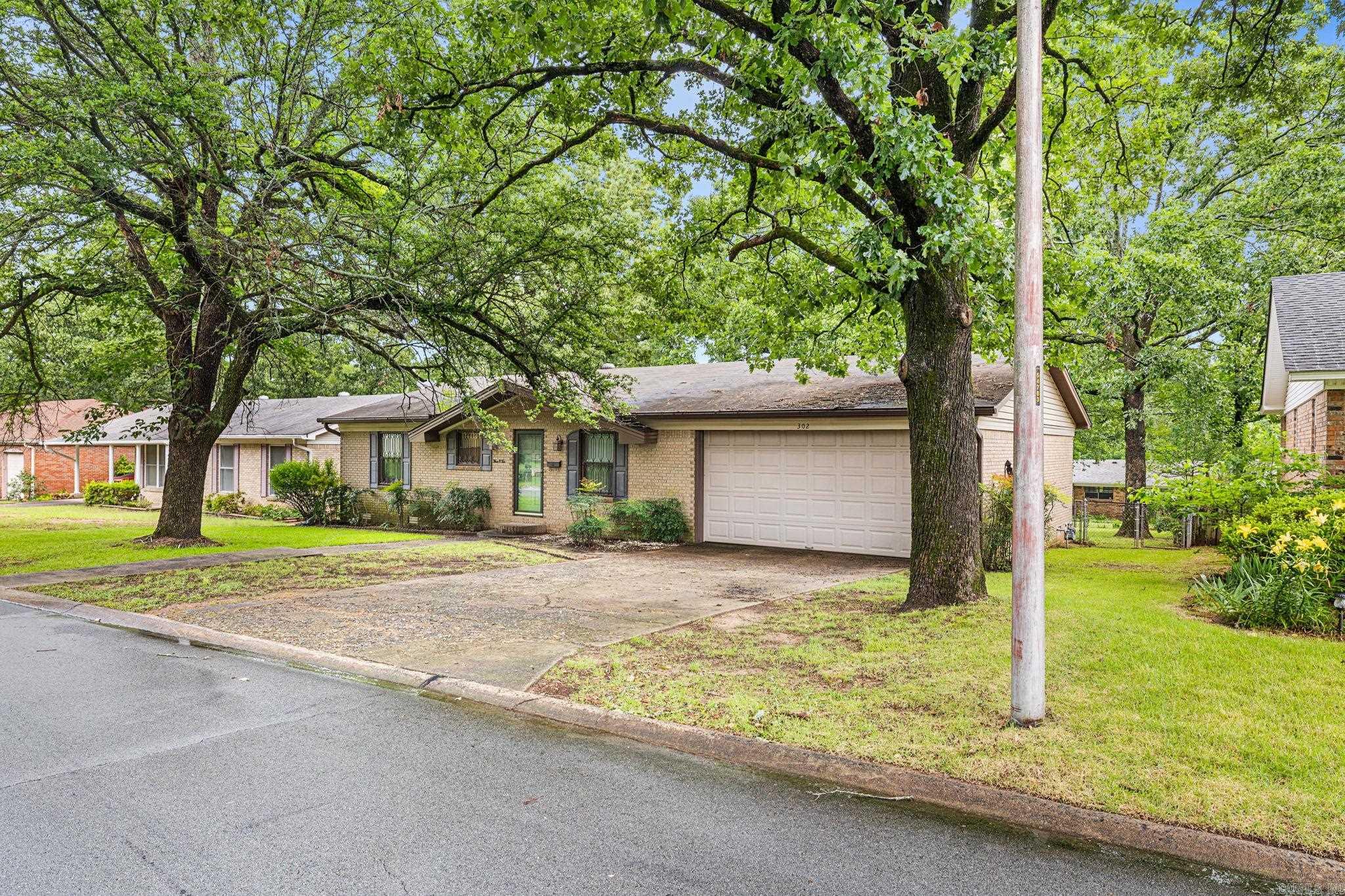 302 Longfield  Sherwood, AR