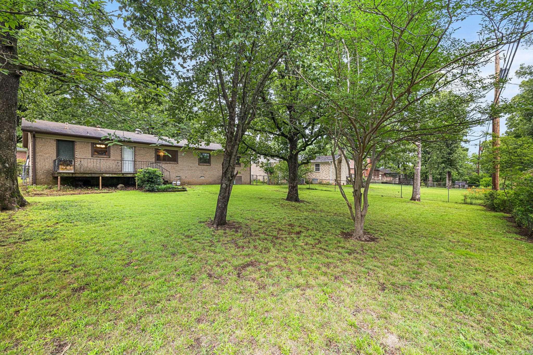 302 Longfield  Sherwood, AR