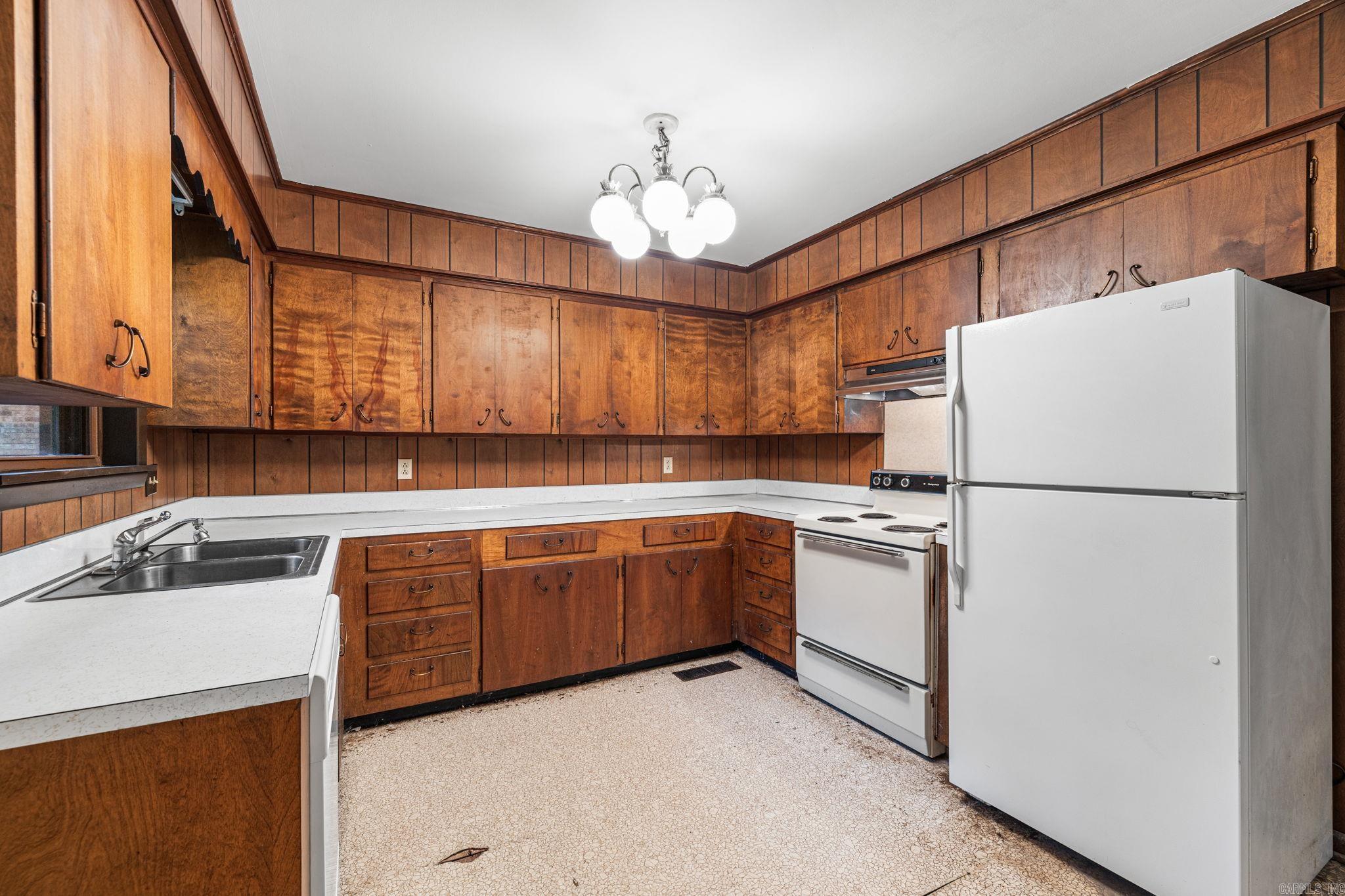 302 Longfield  Sherwood, AR