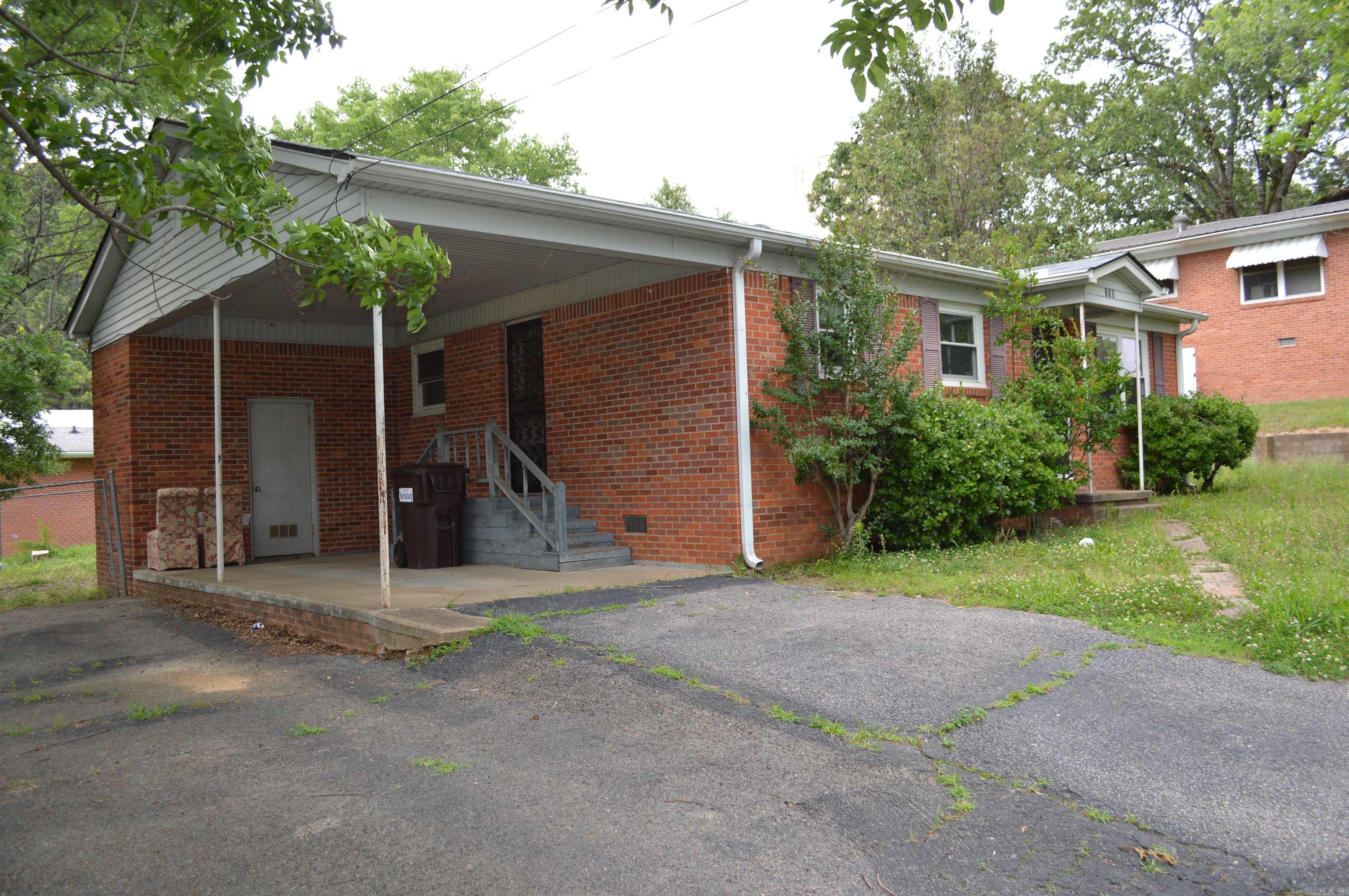 706 E South  Harrisburg, AR