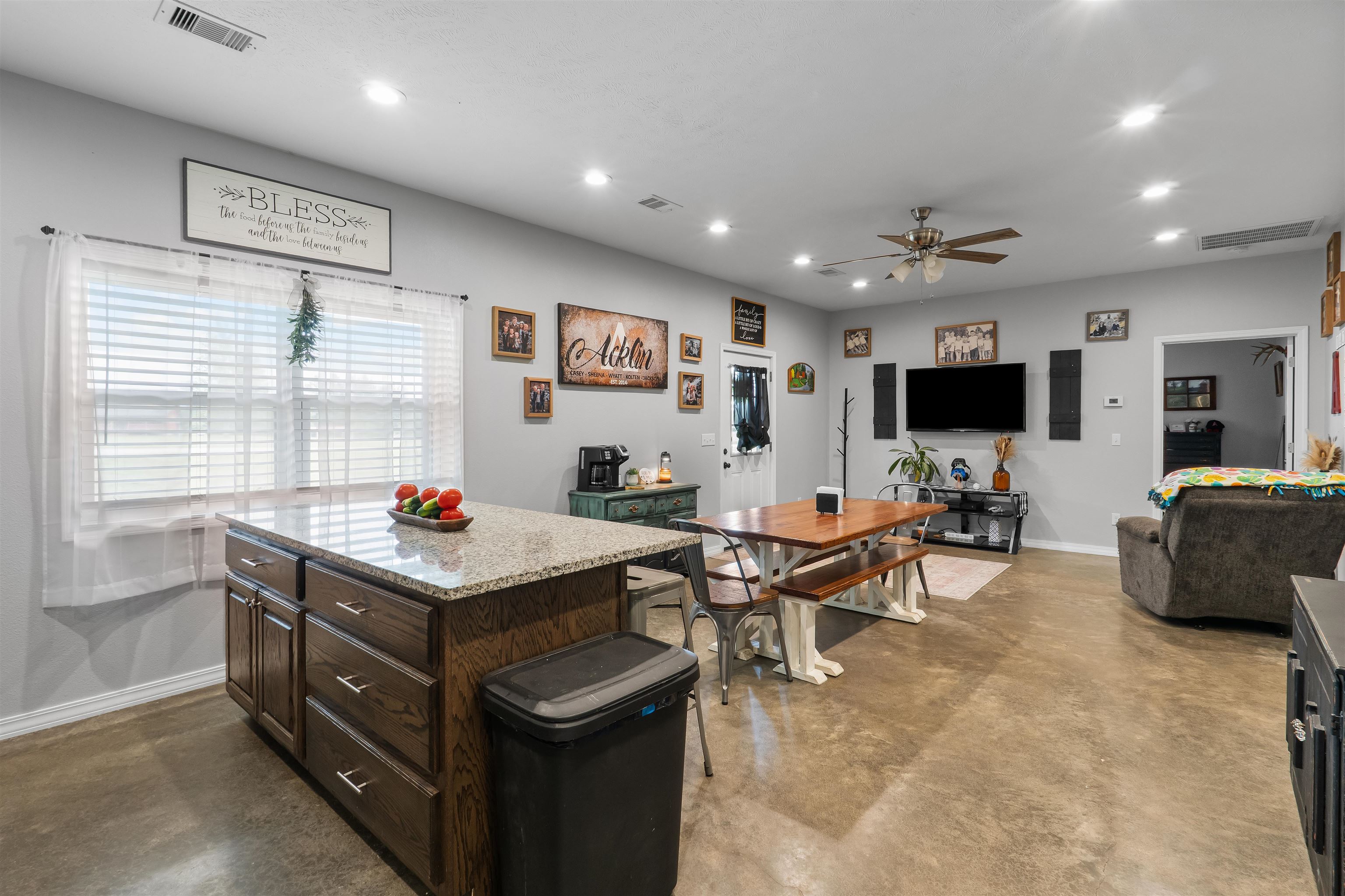 190 Sawyer Hollow  Calico Rock, AR