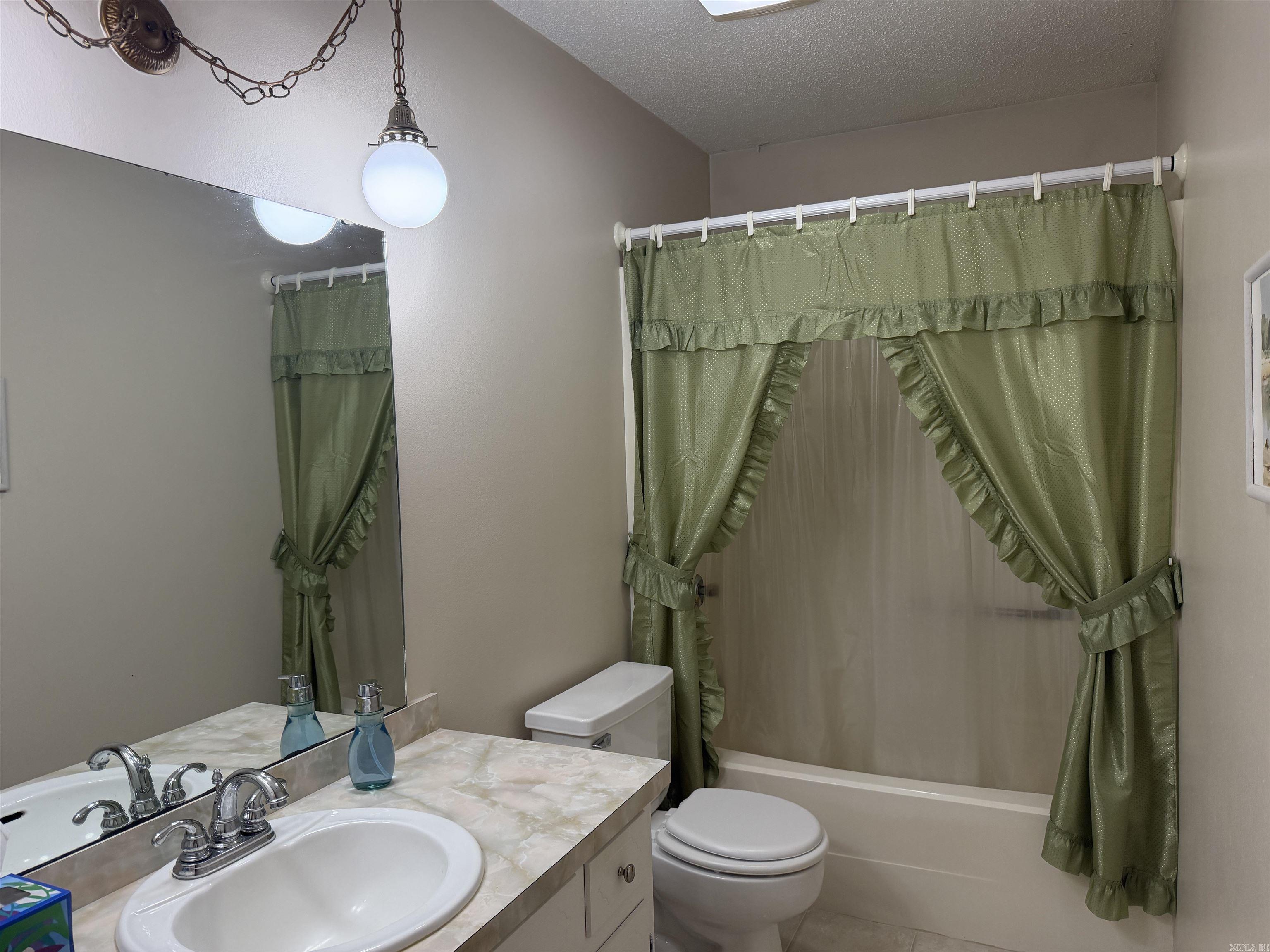 20 Independence  White Hall, AR