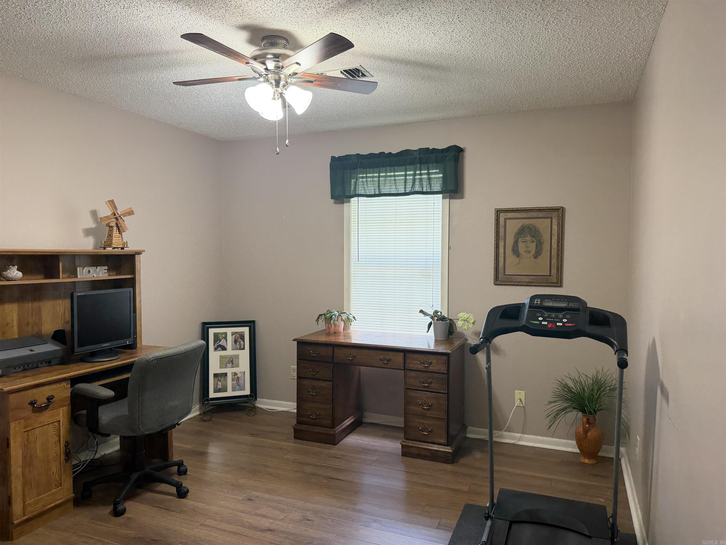 20 Independence  White Hall, AR