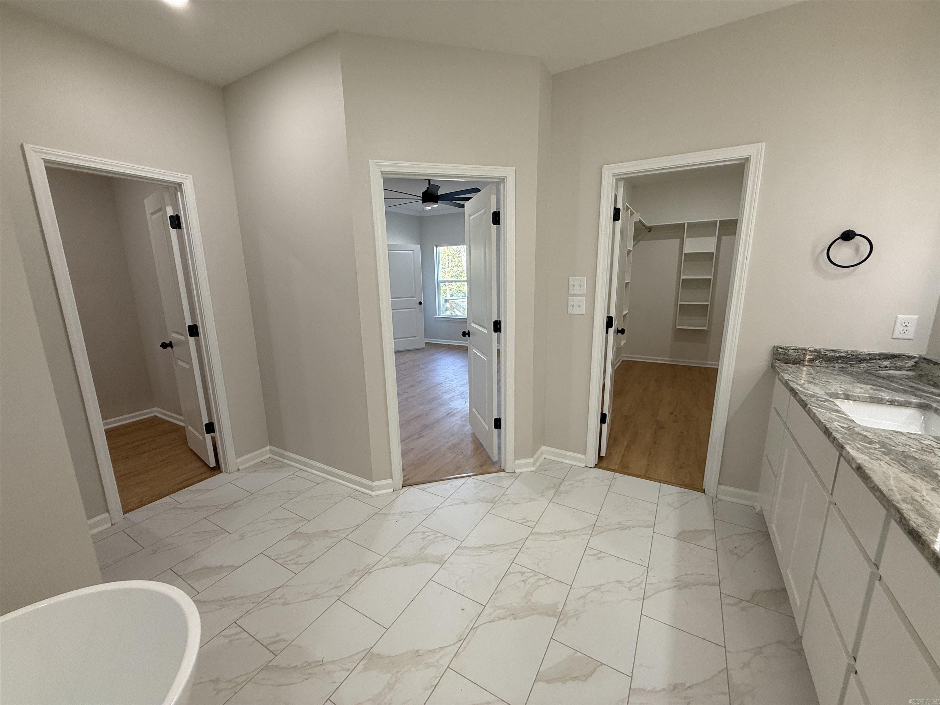 503 Madeleine  Austin, AR