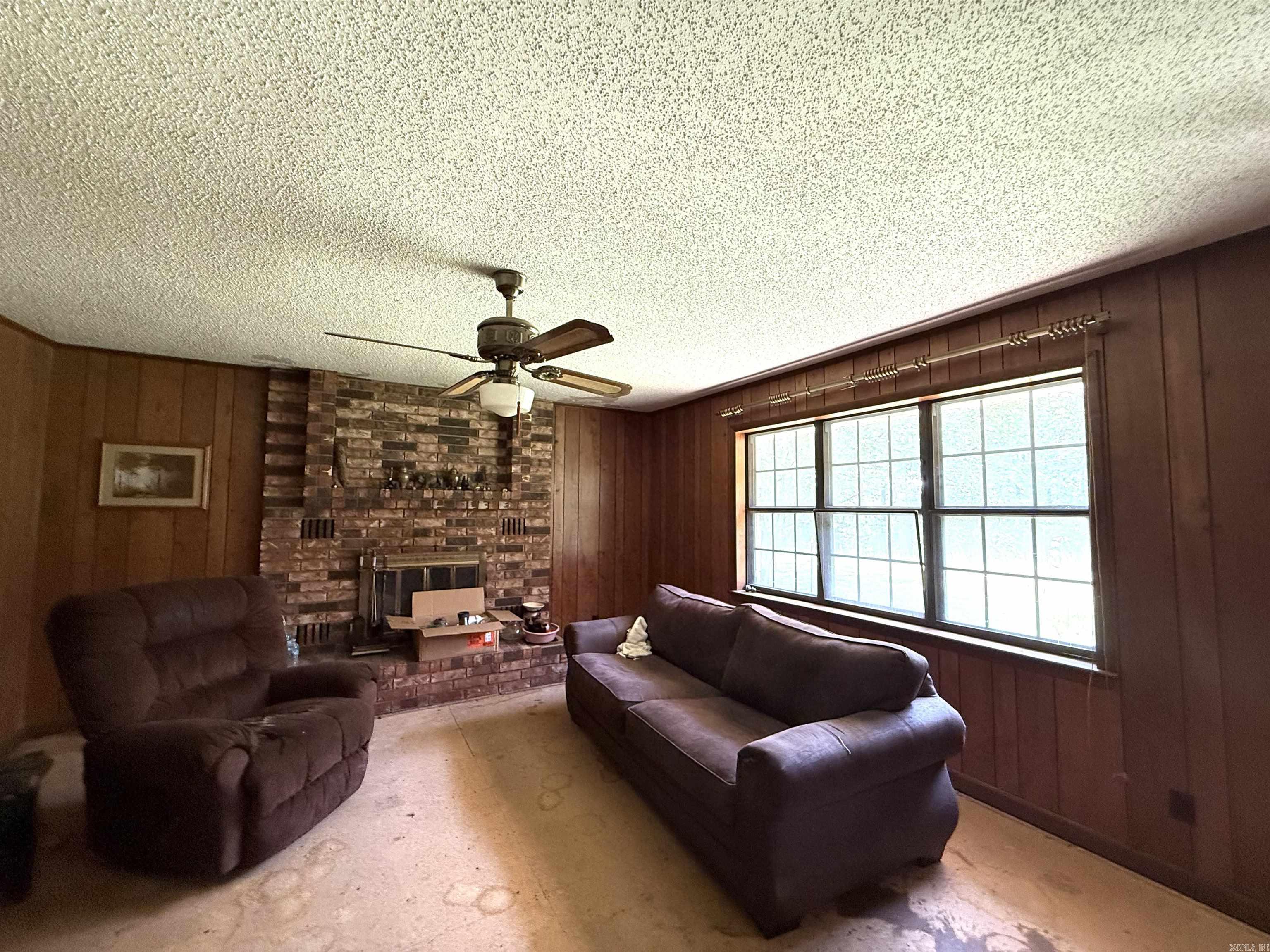 41 Mallory St Morrilton, AR 72110