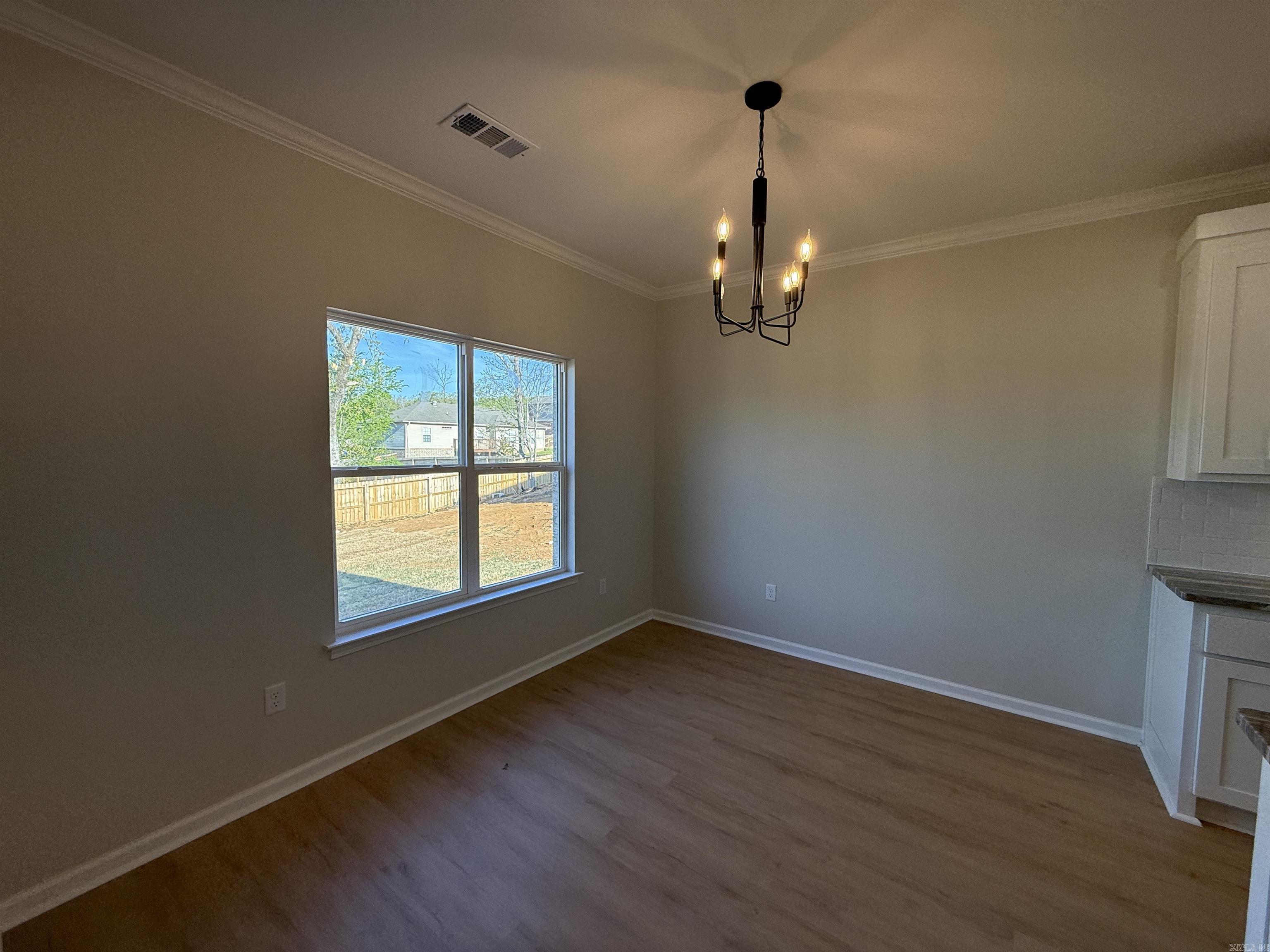 505 Madeleine  Austin, AR