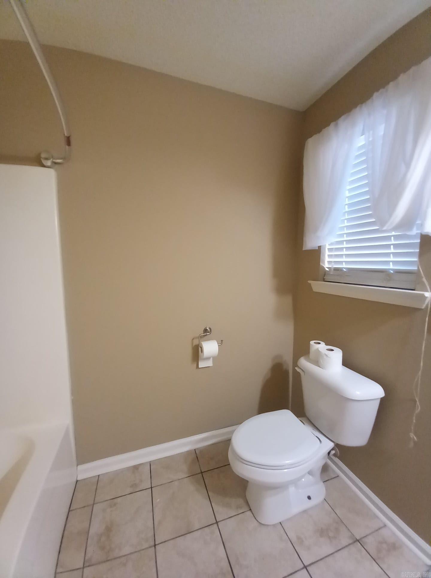 2225 Redwood  Benton, AR