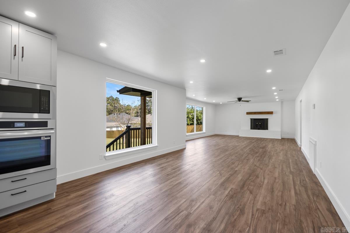 616 E Woodruff  Sherwood, AR