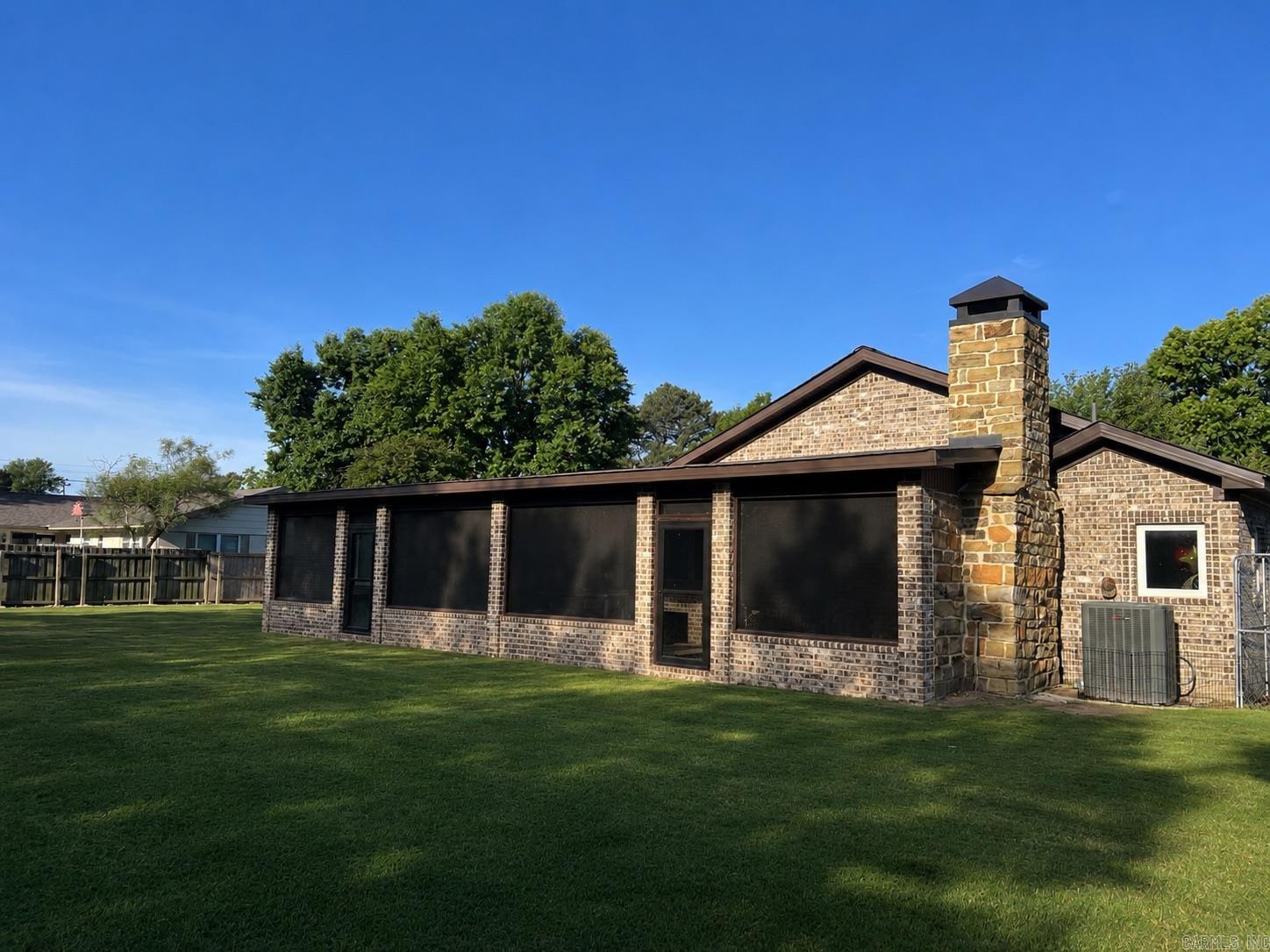 2119 COKER HAMPTON  Stuttgart, AR