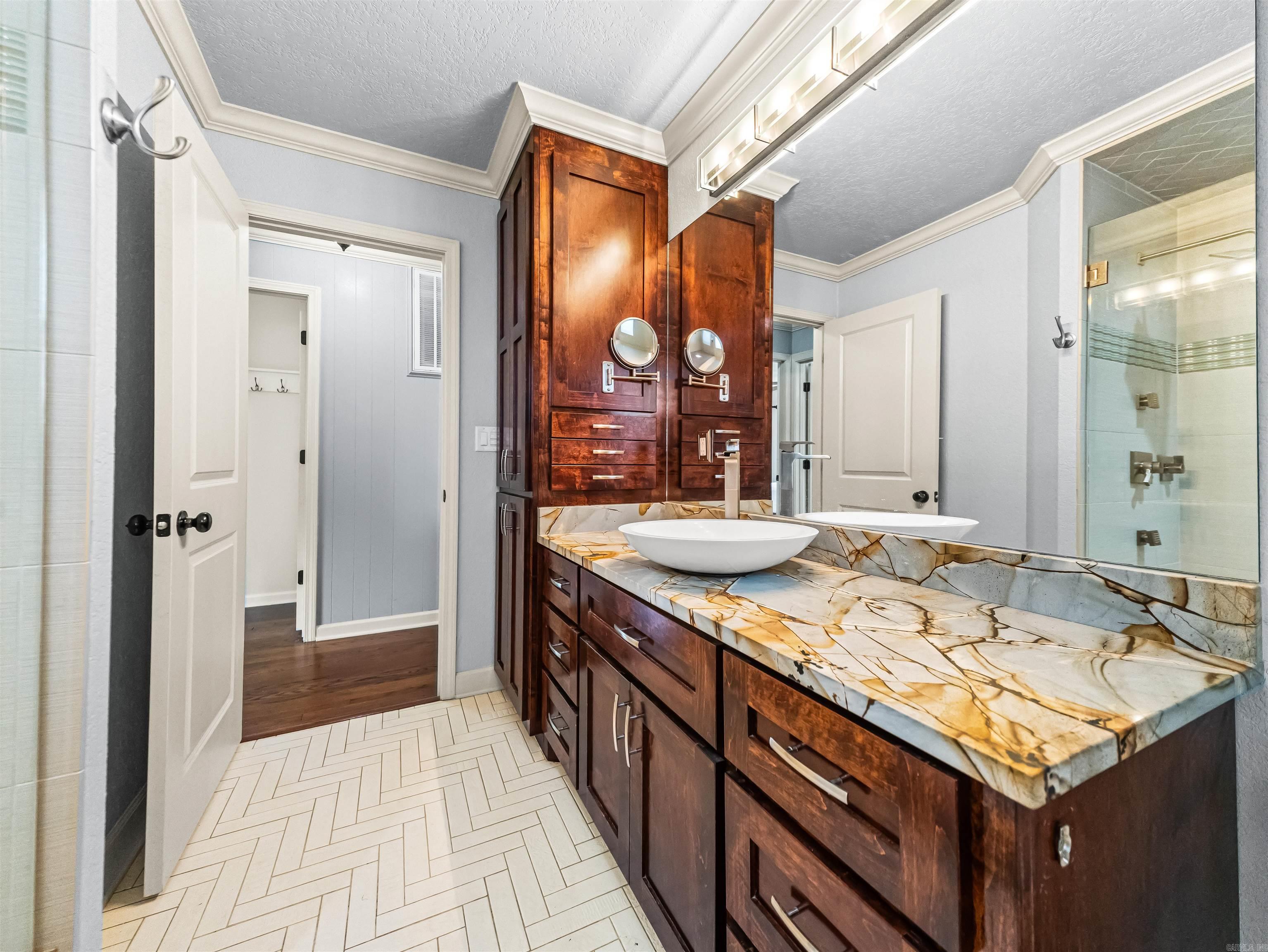 125 Lindale  Hot Springs, AR