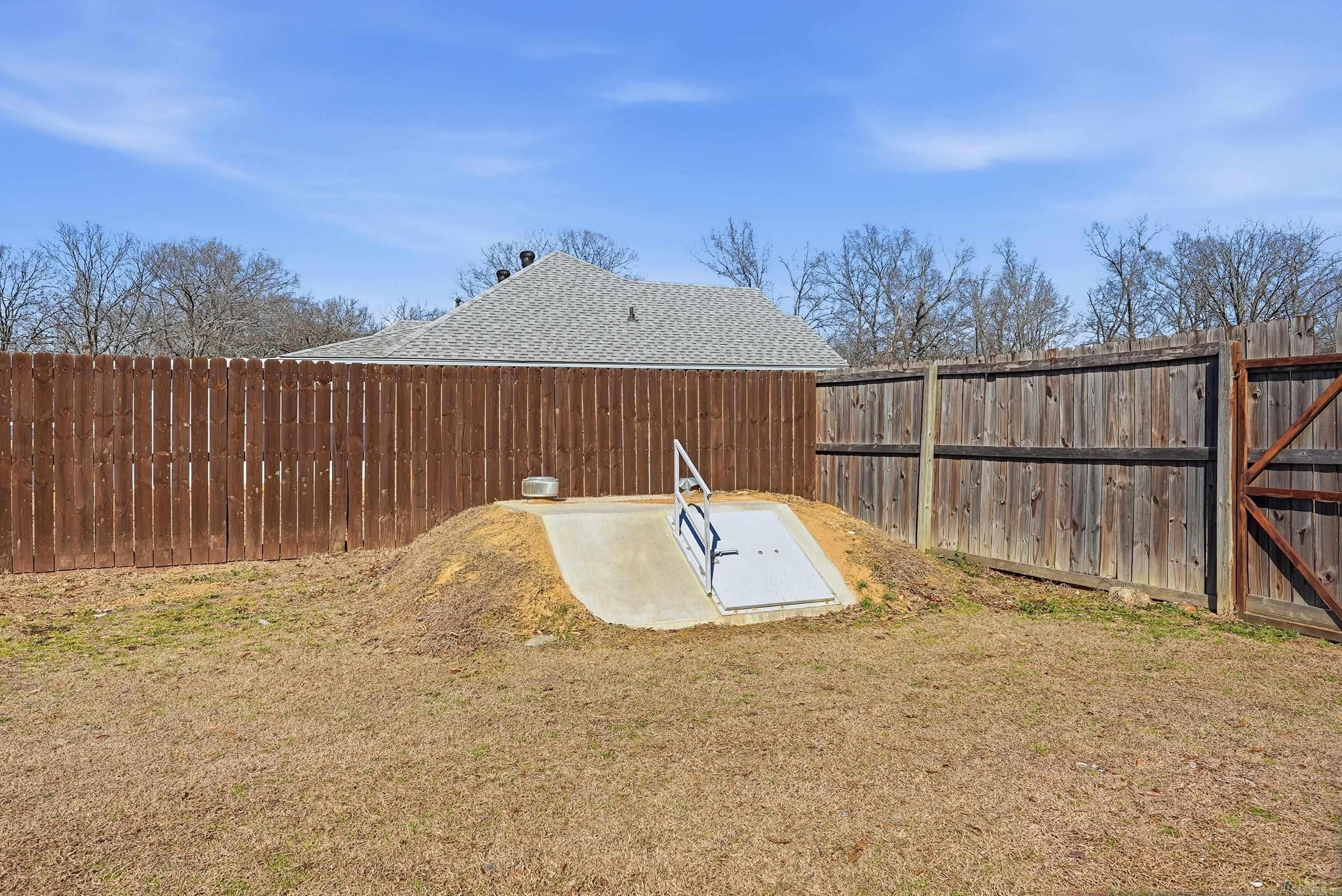 16 Burnett  Greenbrier, AR