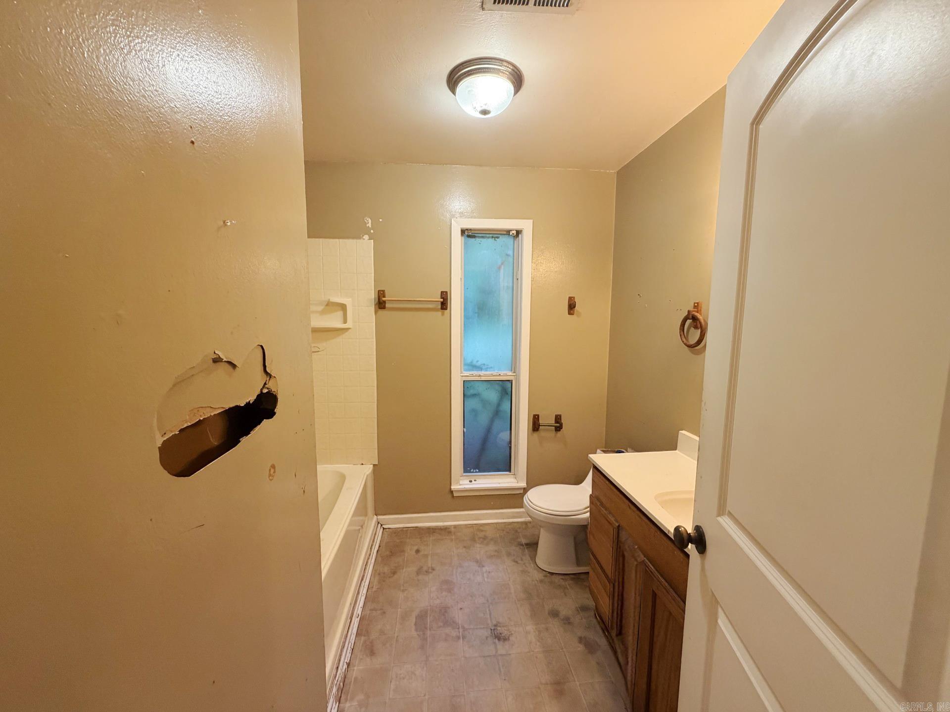 2702 Burchwood  Benton, AR