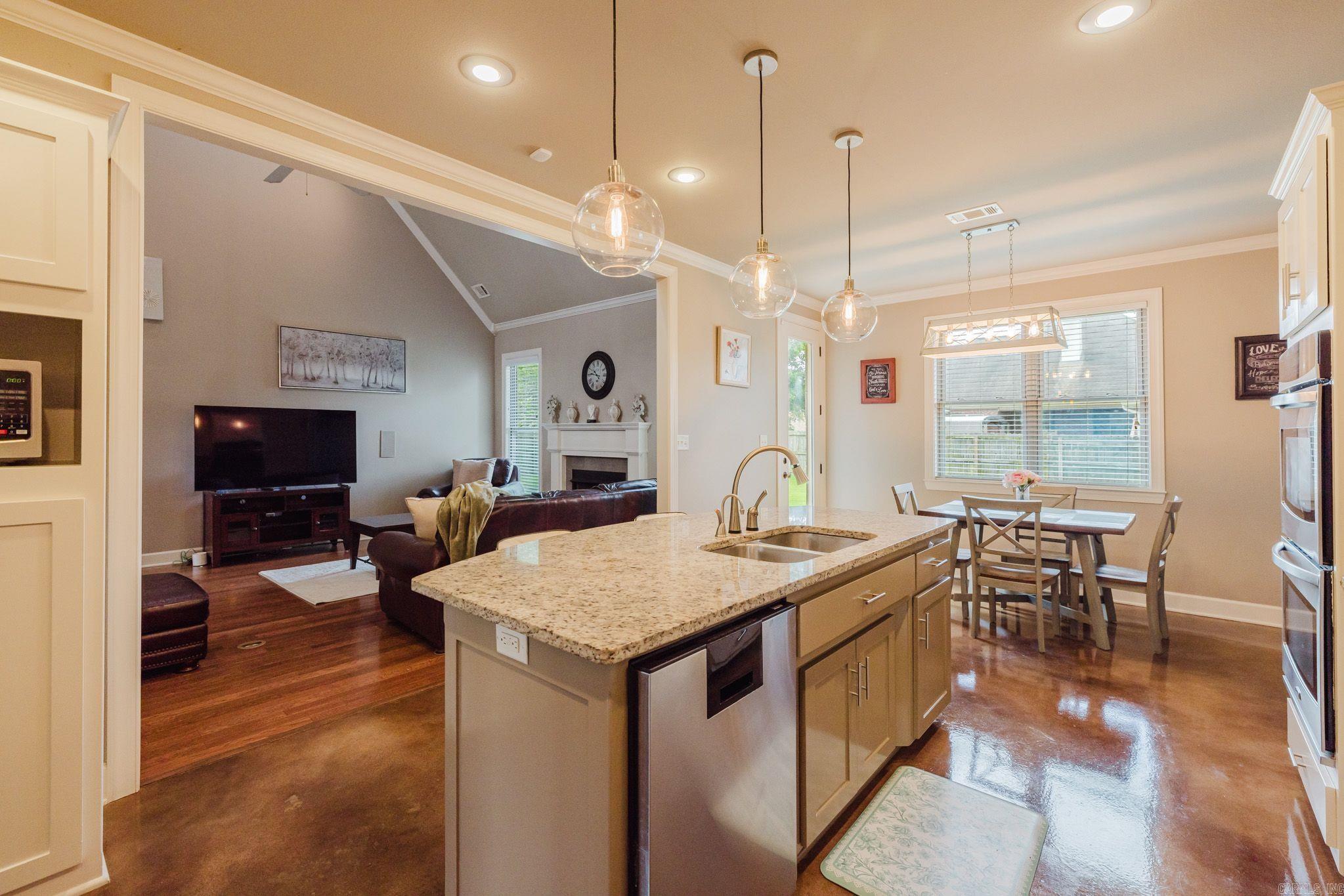 5512 Milan  Benton, AR
