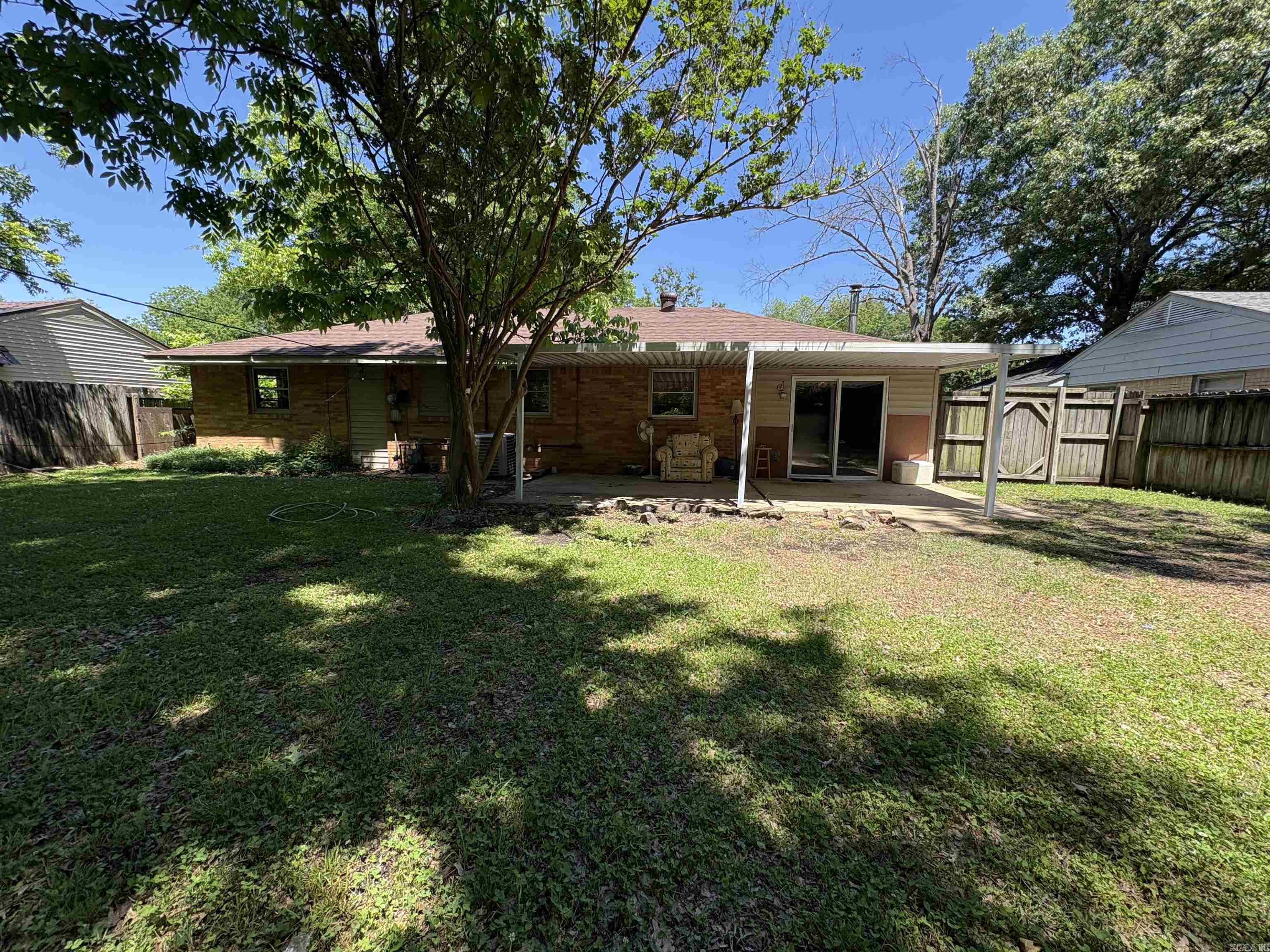 610 N Roselawn  West Memphis, AR
