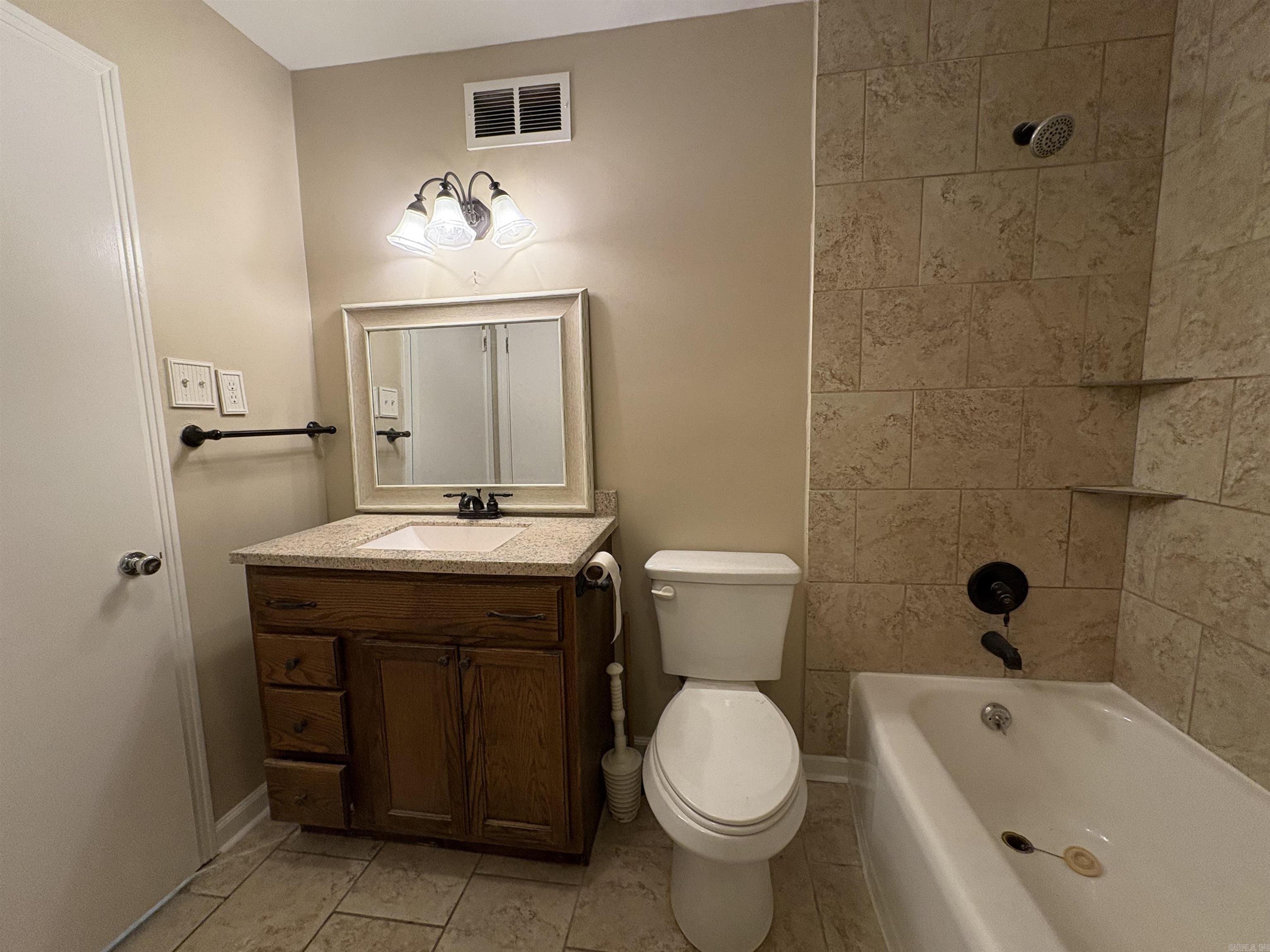 610 N Roselawn  West Memphis, AR